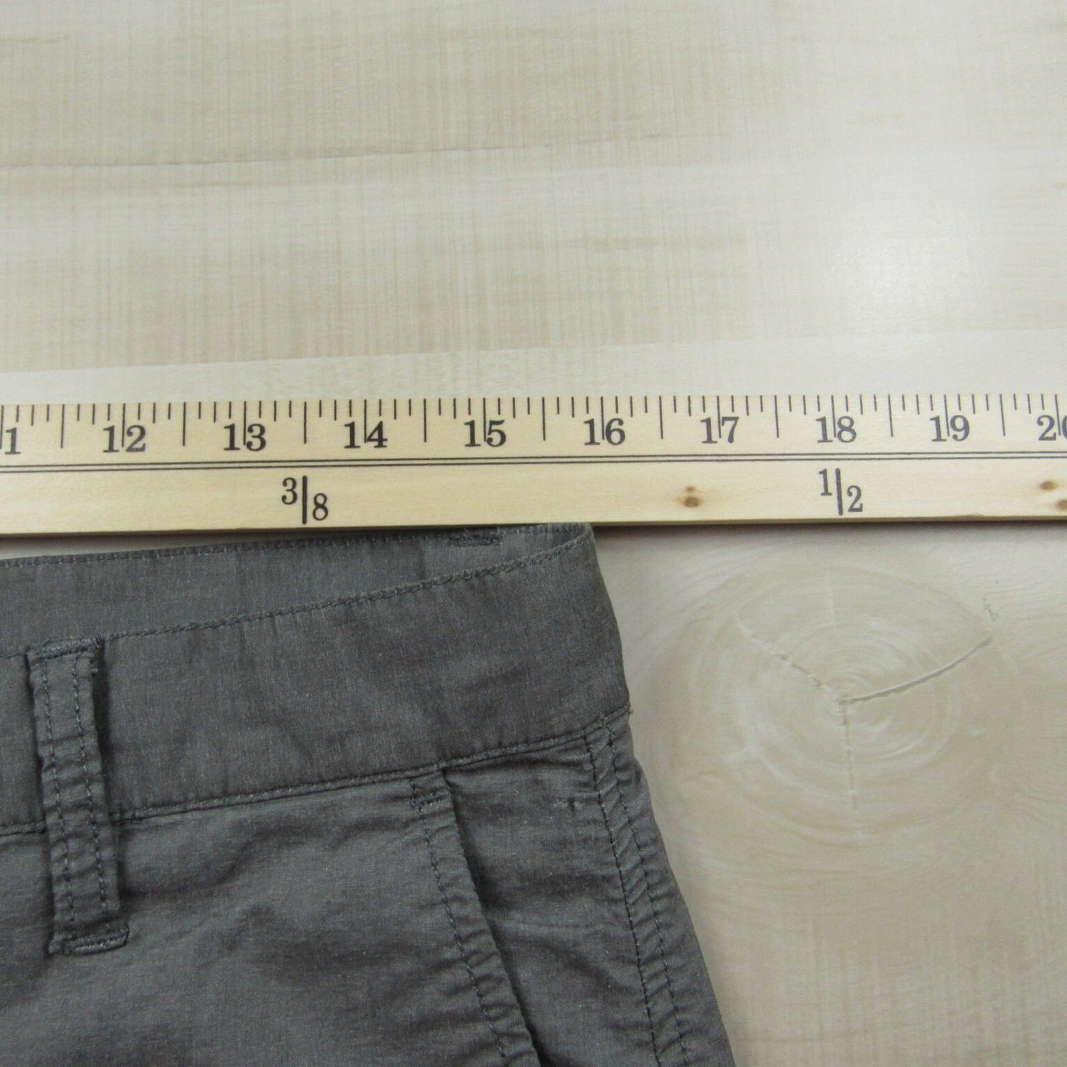 RVCA Shorts Mens 30 Gray Chino Nylon Outdoor Tech (Measured 32×9)