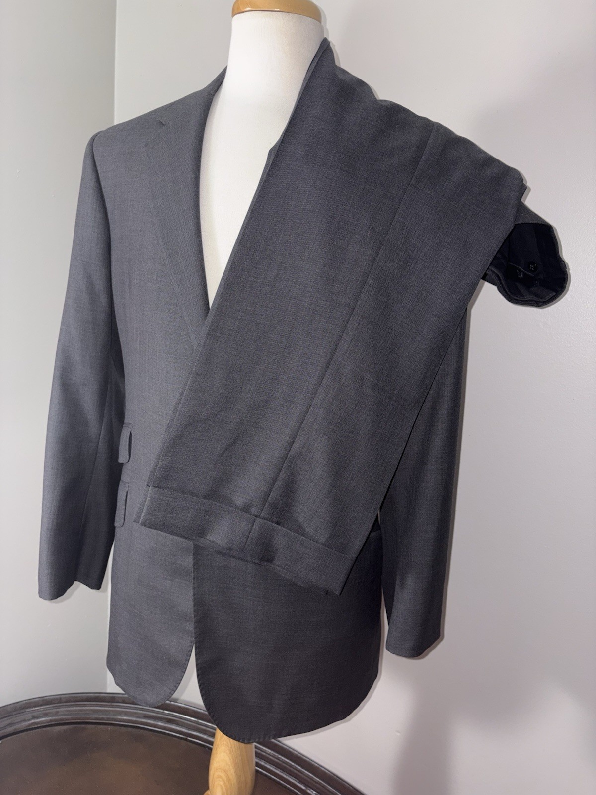Paul Stuart CUSTOM Gray 2/3 Roll Suit 40R Wool Made In USA