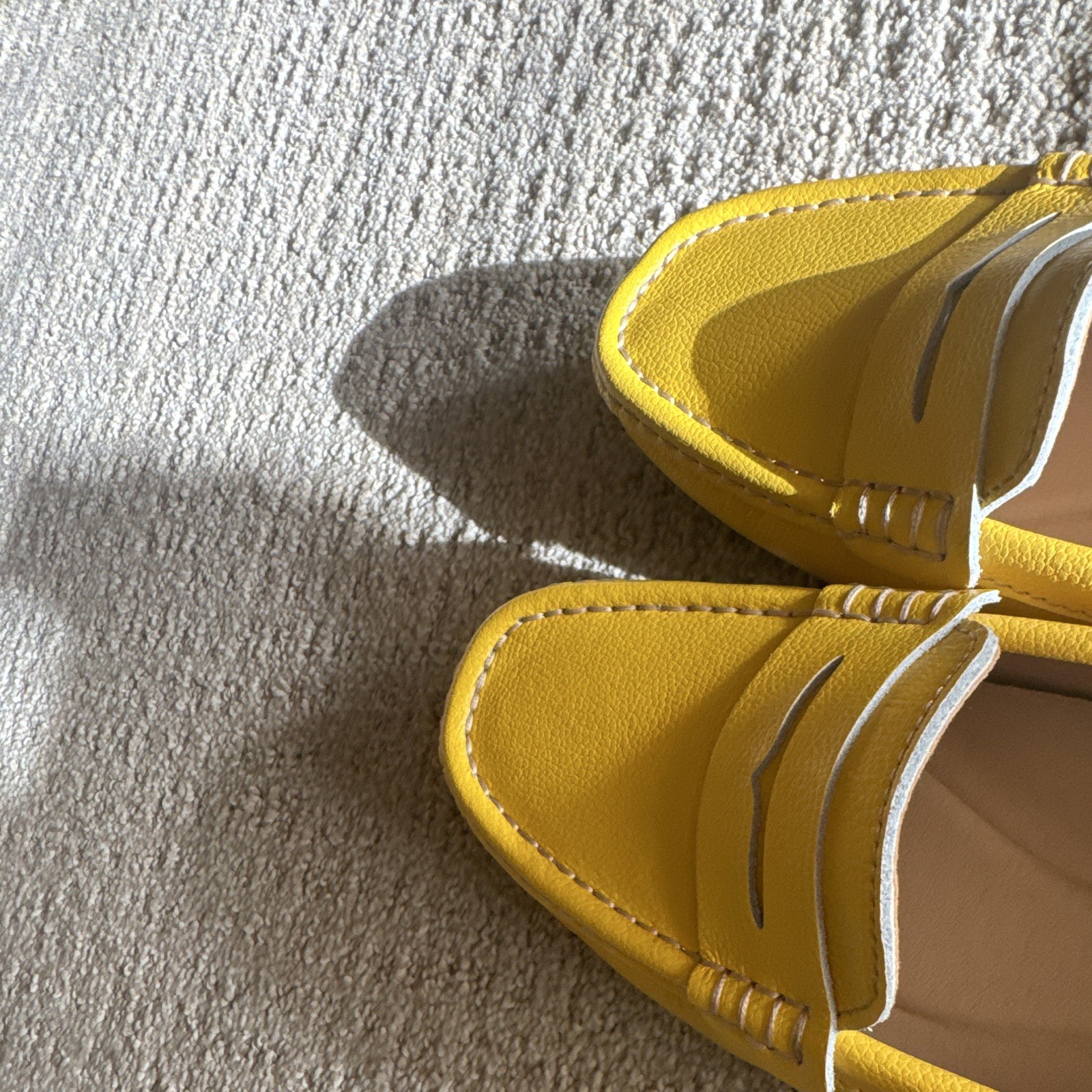 Artisure Men’s Yellow/White Leather Slip-On Loafers Contrast Stitching 8.5