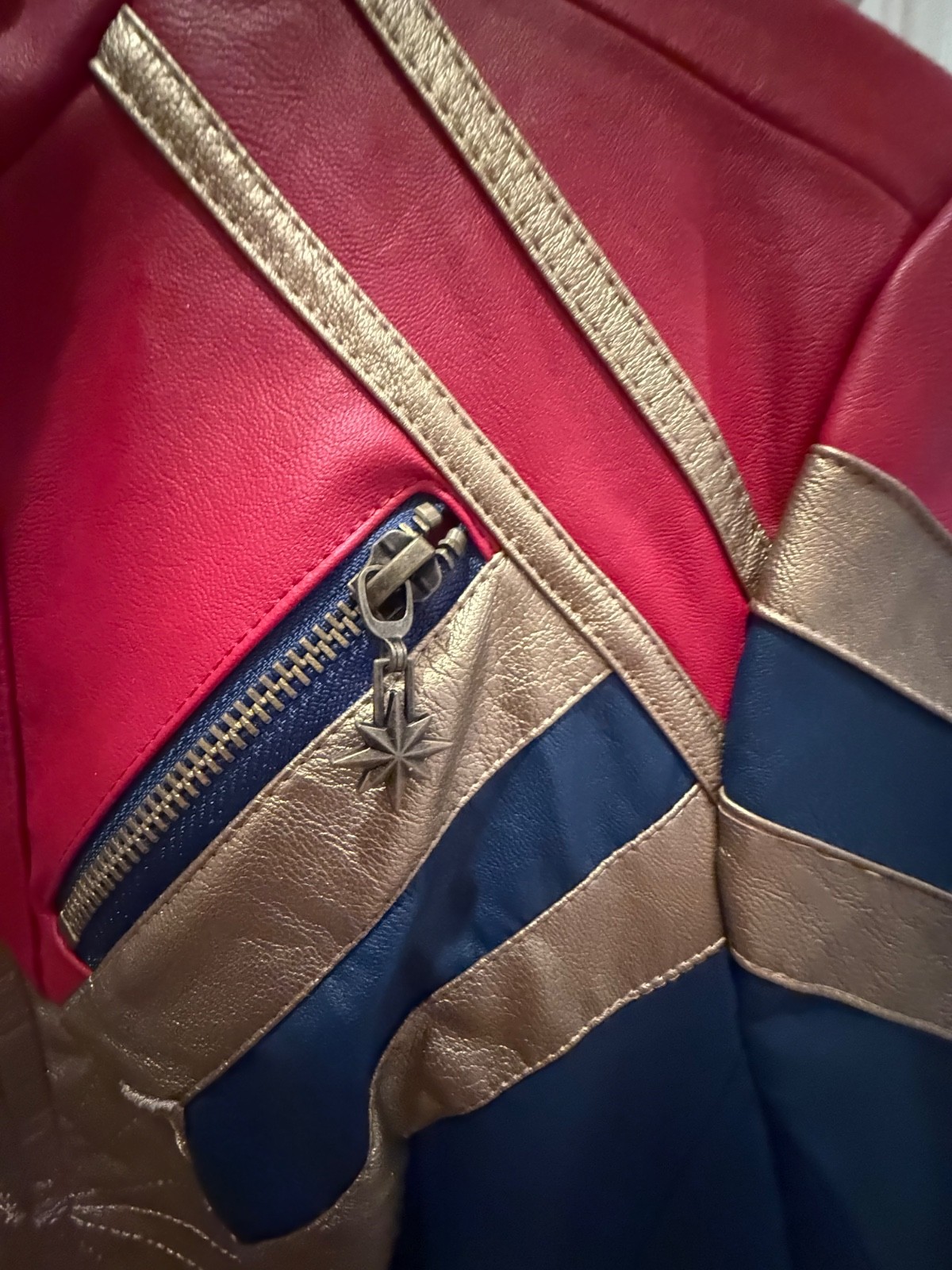 Captain Marvel Faux Leather Jacket Womens Small Superhero Avengers Cosplay