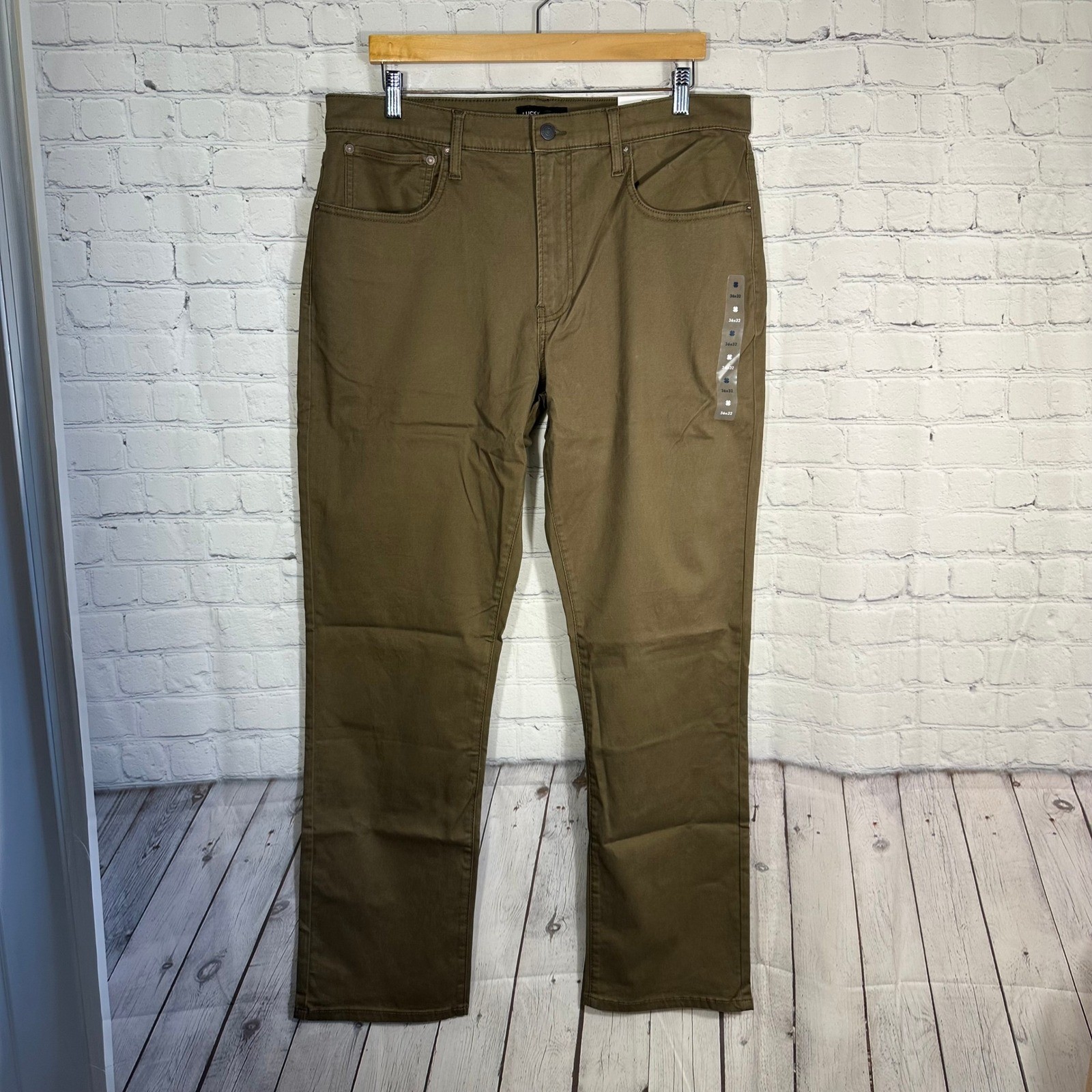 NEW Lucky Brand 223 Straight Leg Pants Mens 36×32 Olive Brown Chino