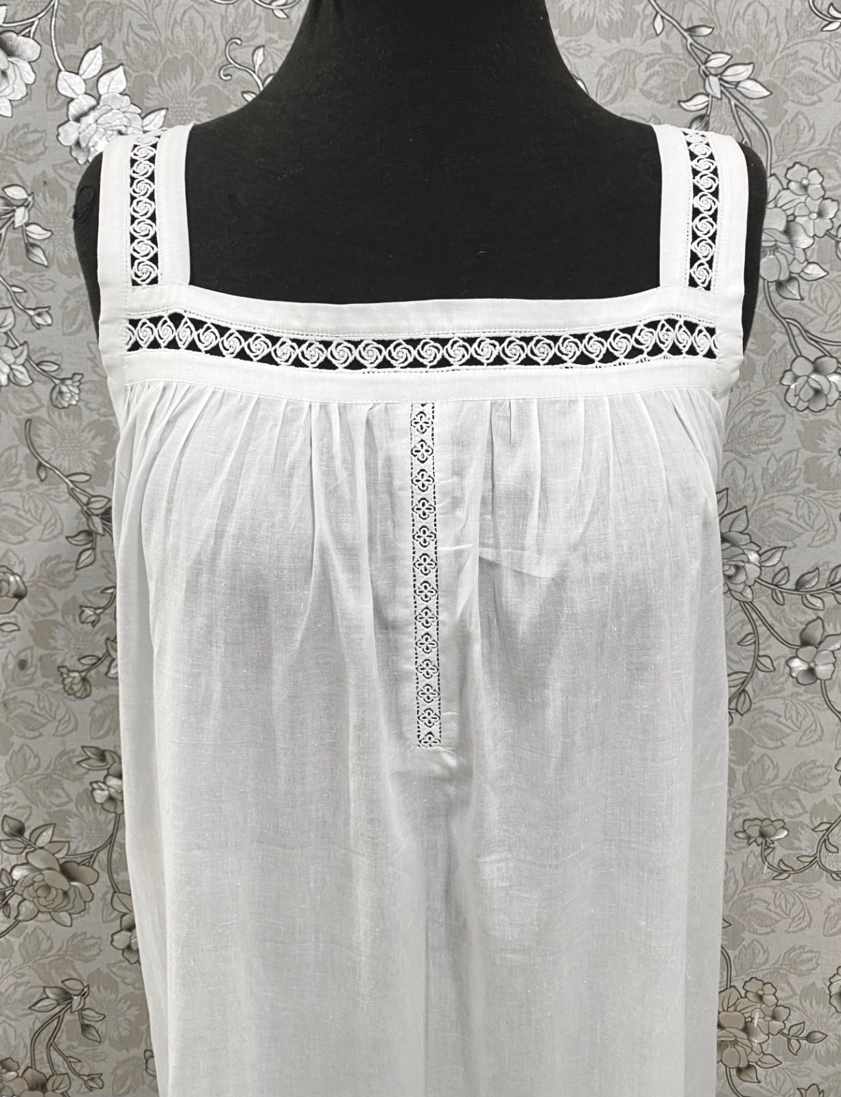 SoieRose White Victorian Cotton Nightgown – SR-1193 – Sleeveless Vintage Nightie