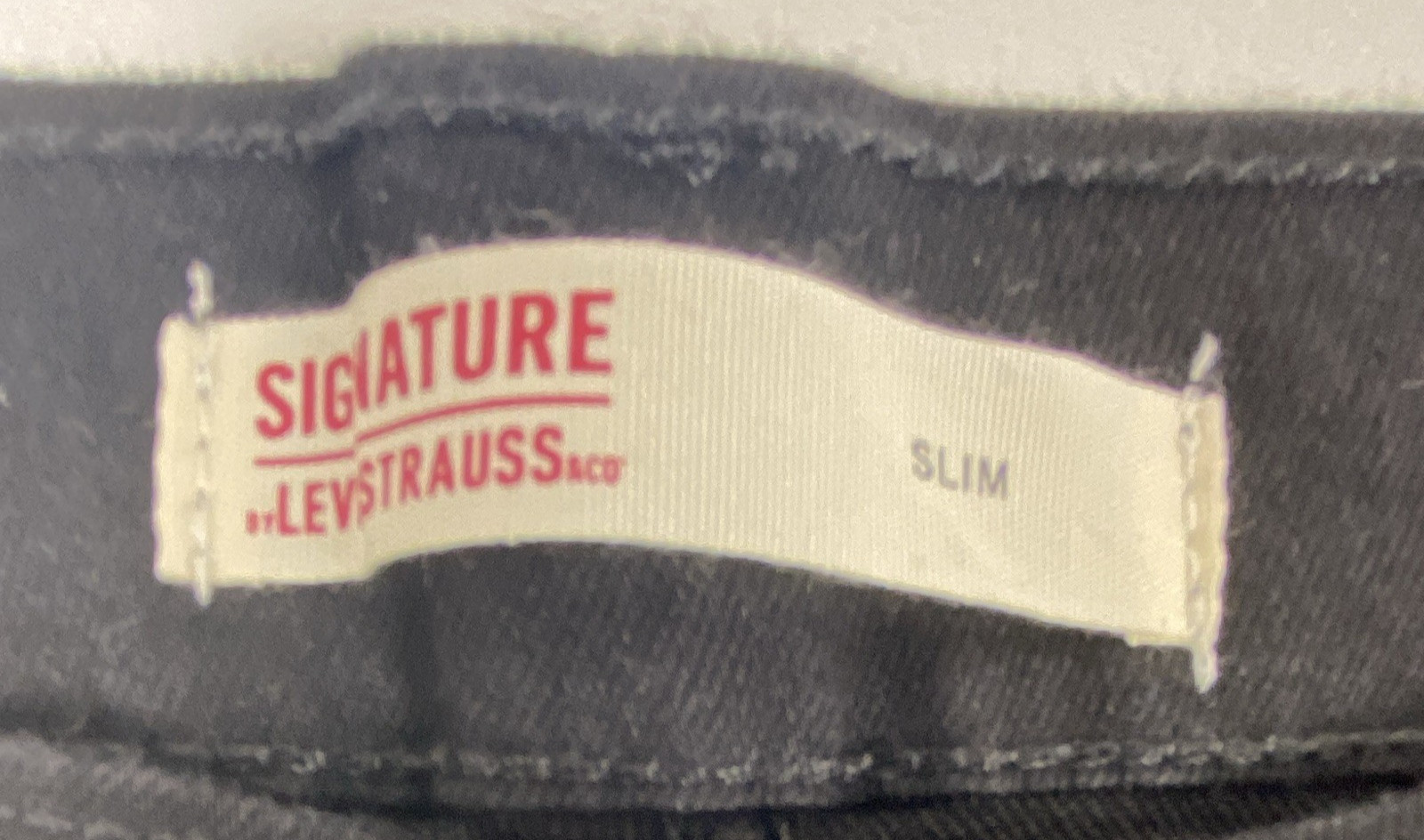 Signature by Levi Strauss & Co. Men’s Slim Fit Black Dark Wash Denim Jeans 32*32