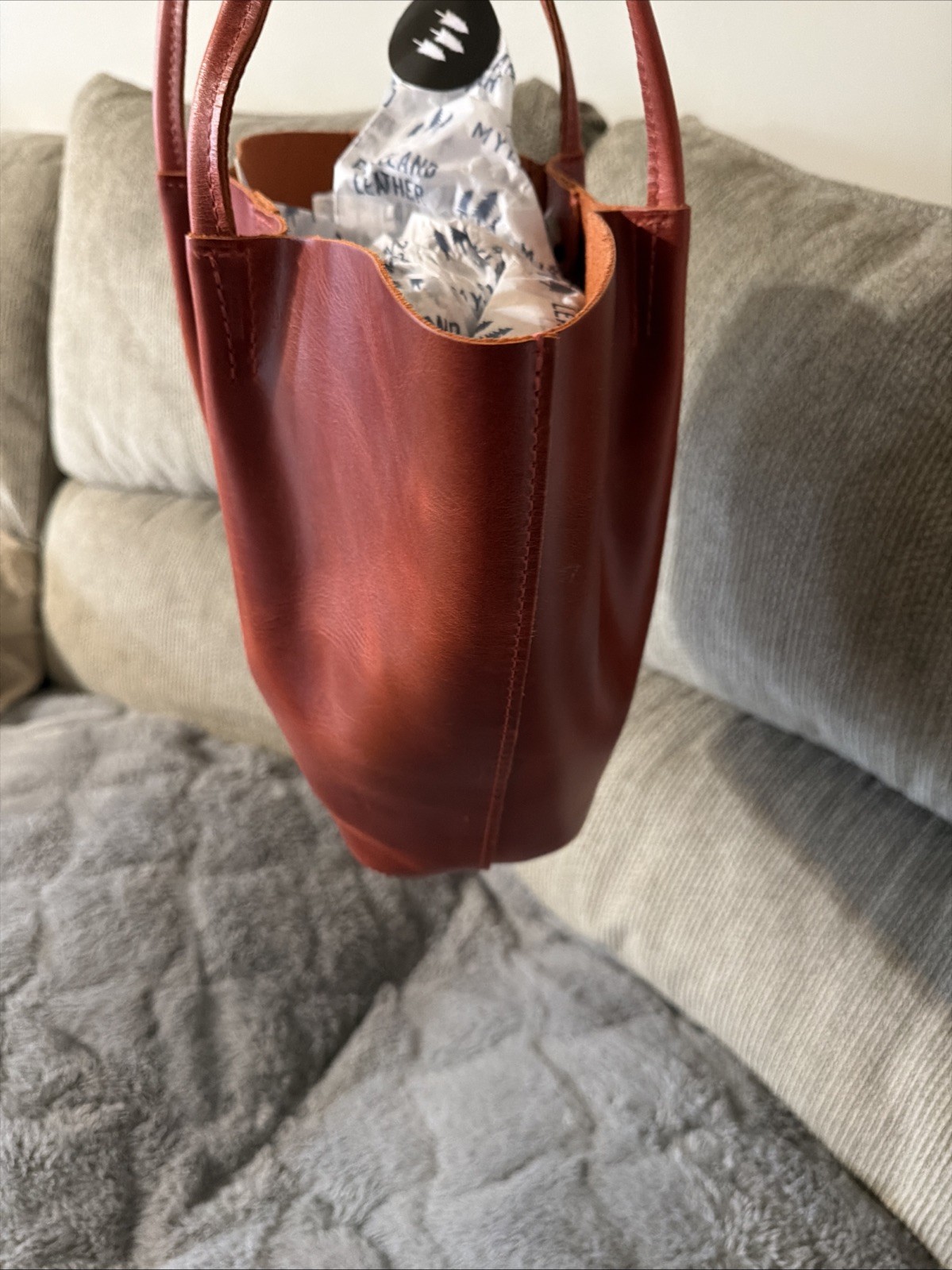 Portland Leather Goods Large Devan Bucket Tote In Rosso
