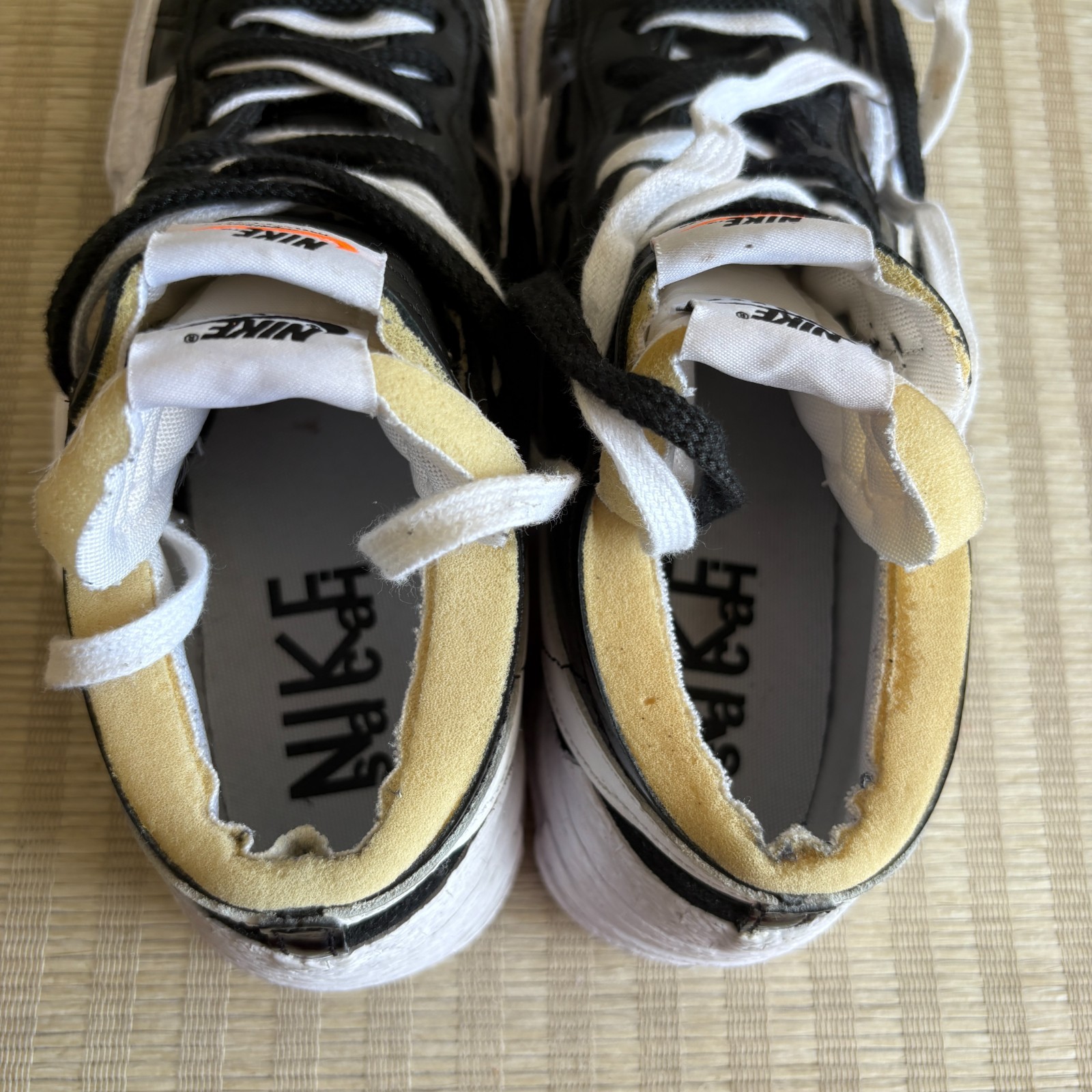 Nike Sacai Blazer Low Shoes Mens Size 7.5 Black White Leather Sneaker DM6443-001