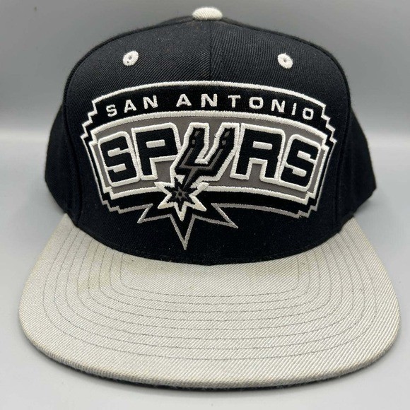 San Antonio Spurs Hat Men Big Logo Embroidered Mitchell & Ness Snap Back Cap