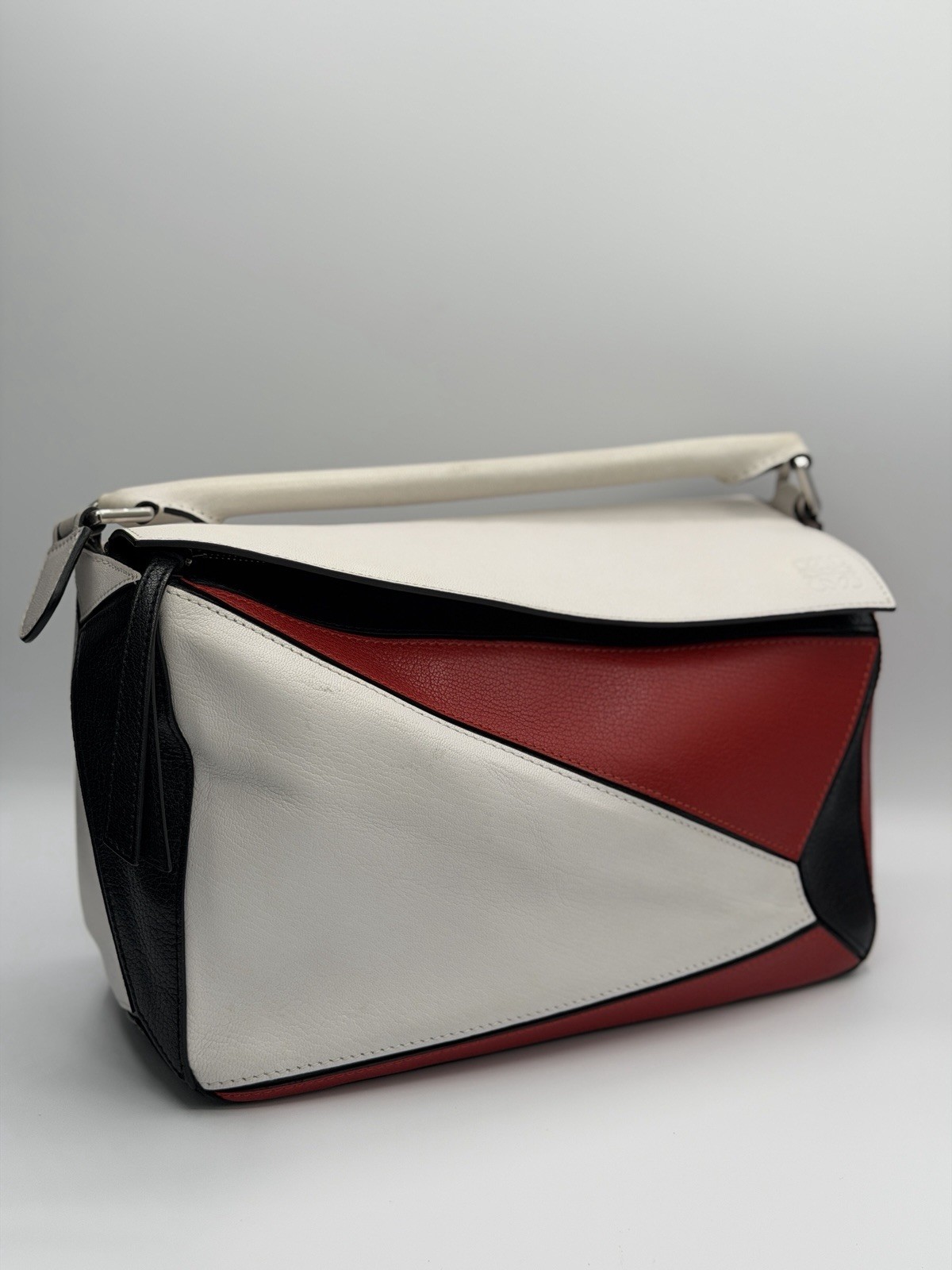 Authentic Loewe Puzzle Bag Small Leather White Red Black Crossbody Shoulder Bag