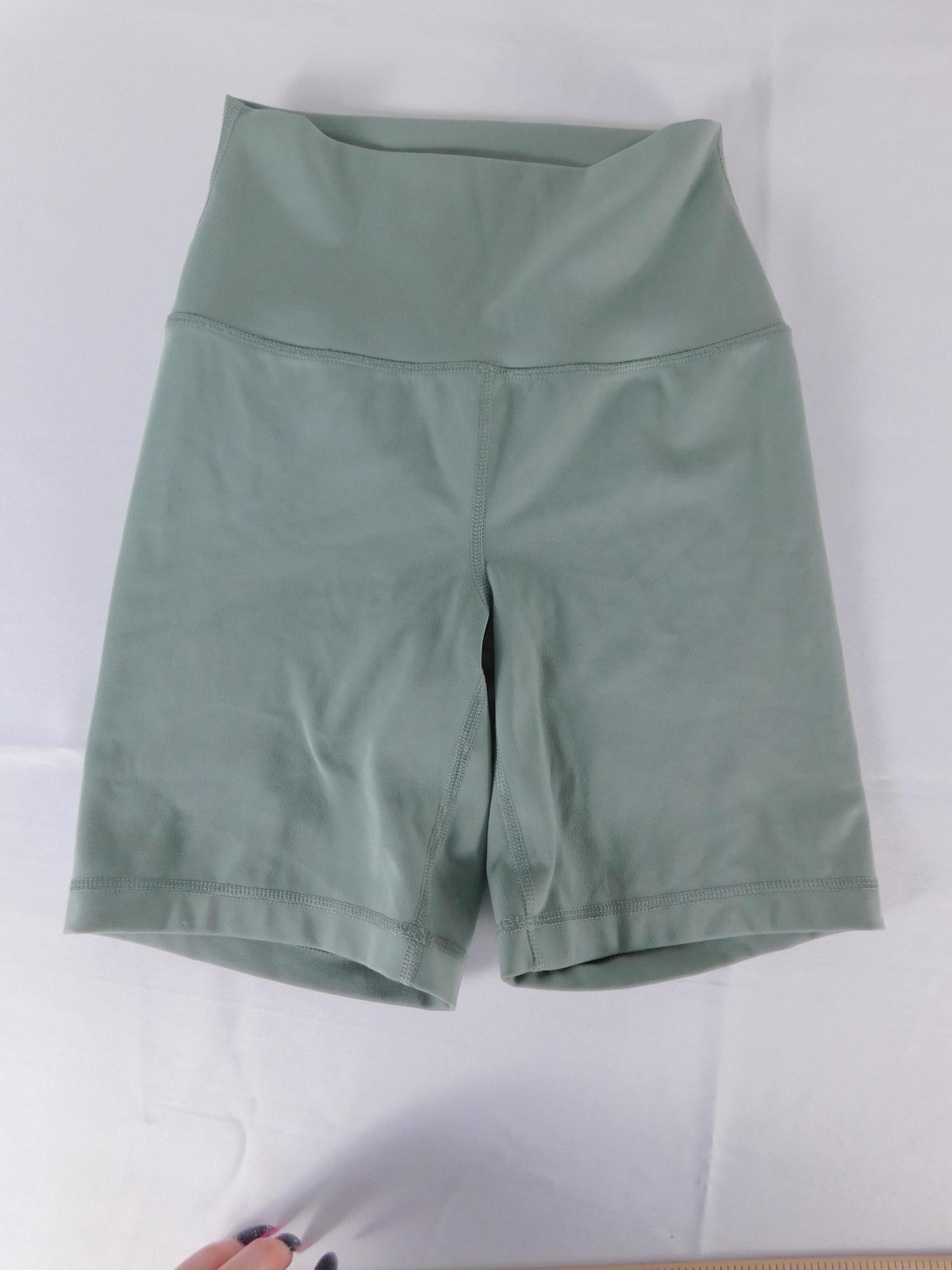 Yogalicious Biker Shorts Womens Small Green Lux Everyday 7 High Waist Yoga