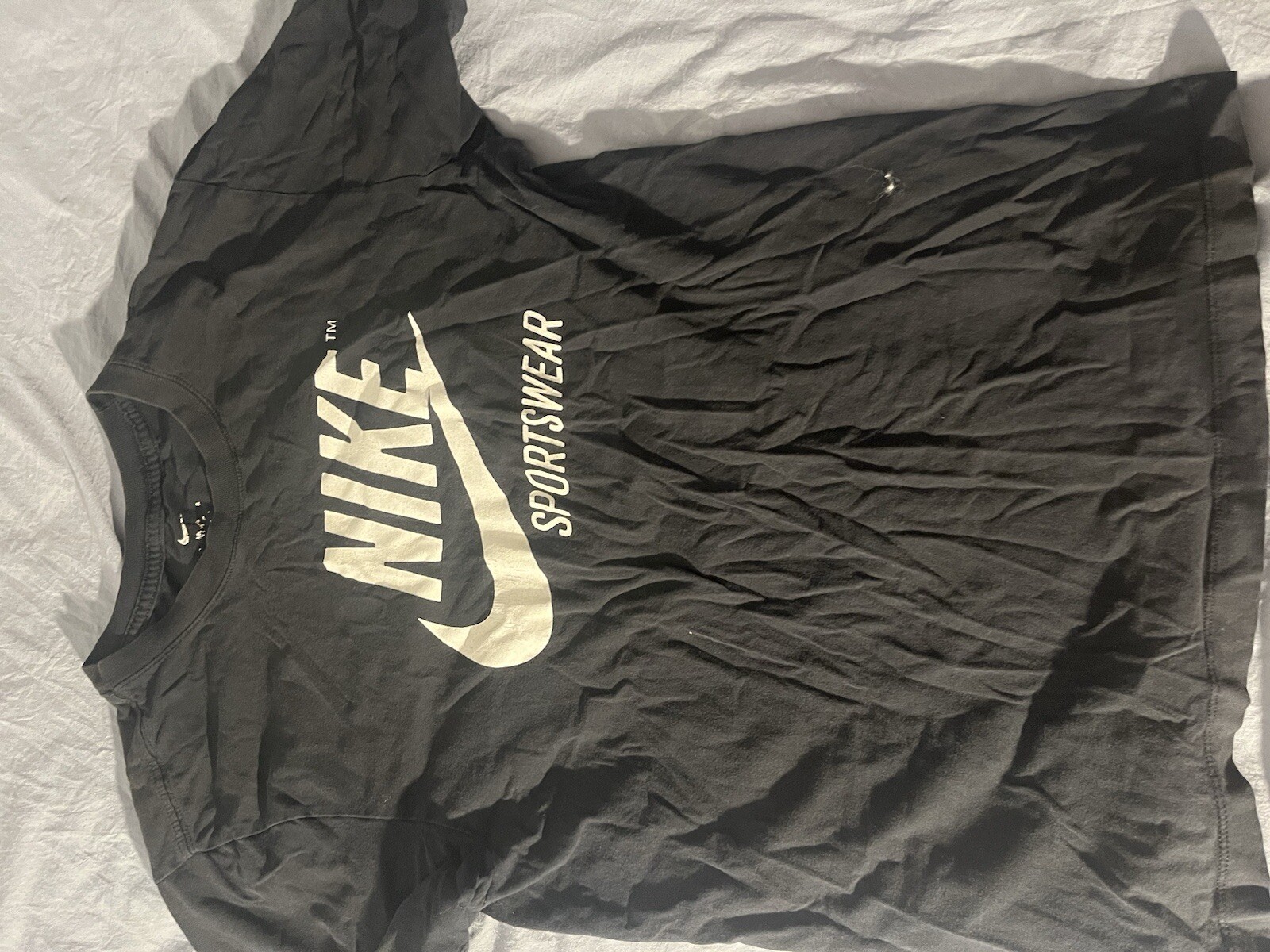 Nike Men’s Sportswear T-Shirt Active Short Sleeve Graphic Tee
