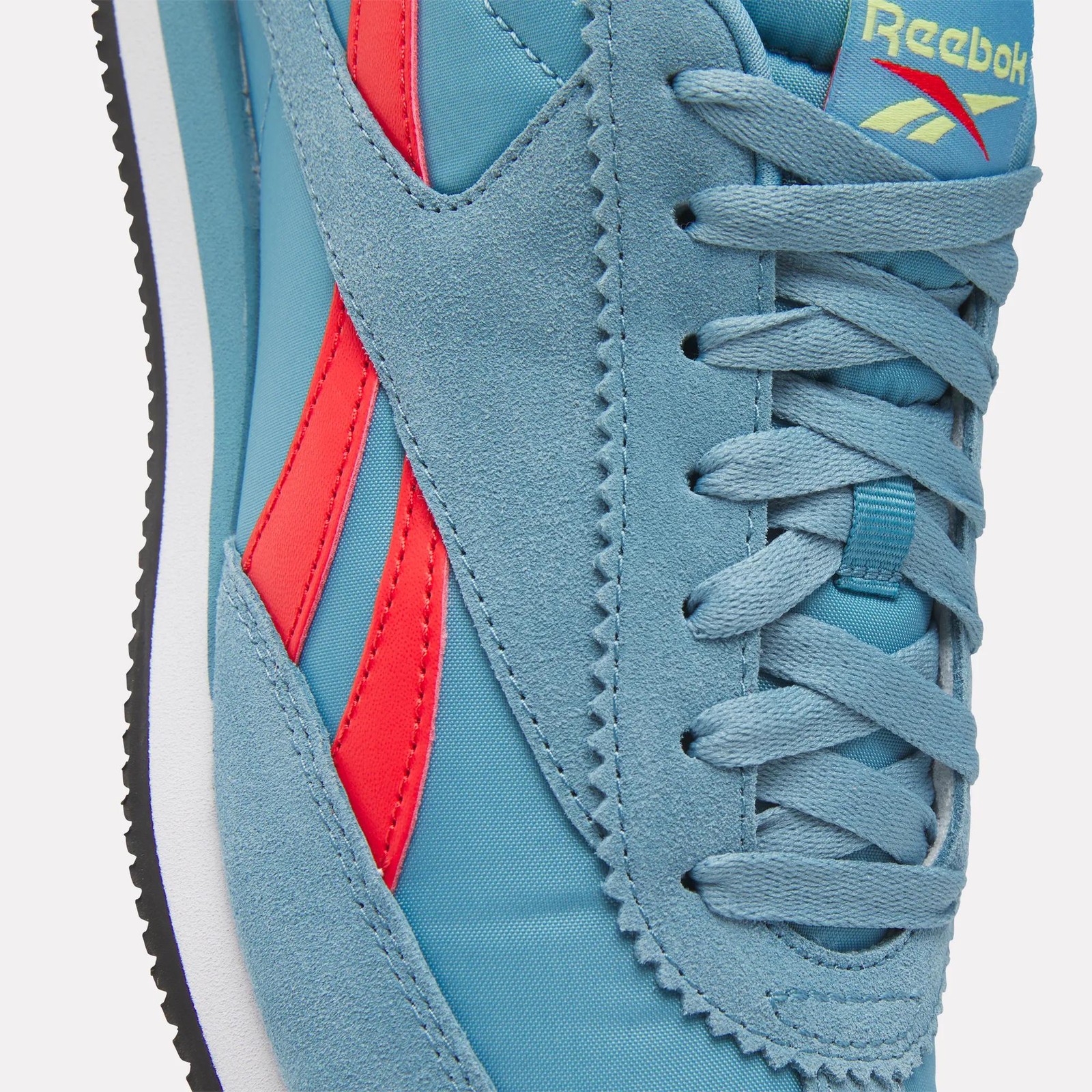 Reebok R100 Unisex Shoes