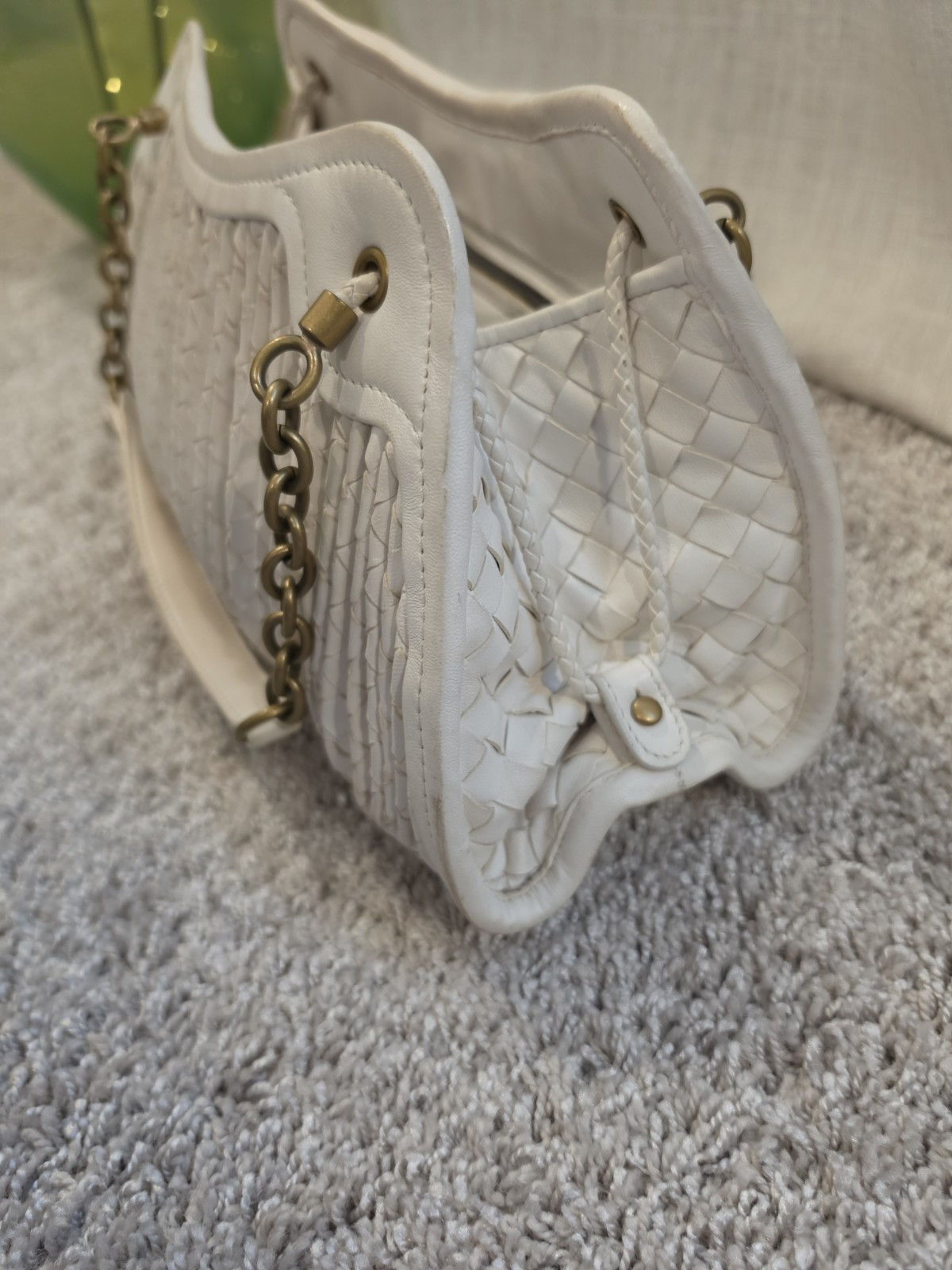 Bottega Veneta Woven Chain Shoulder Bag Ivory Leather Zip Designer Classic