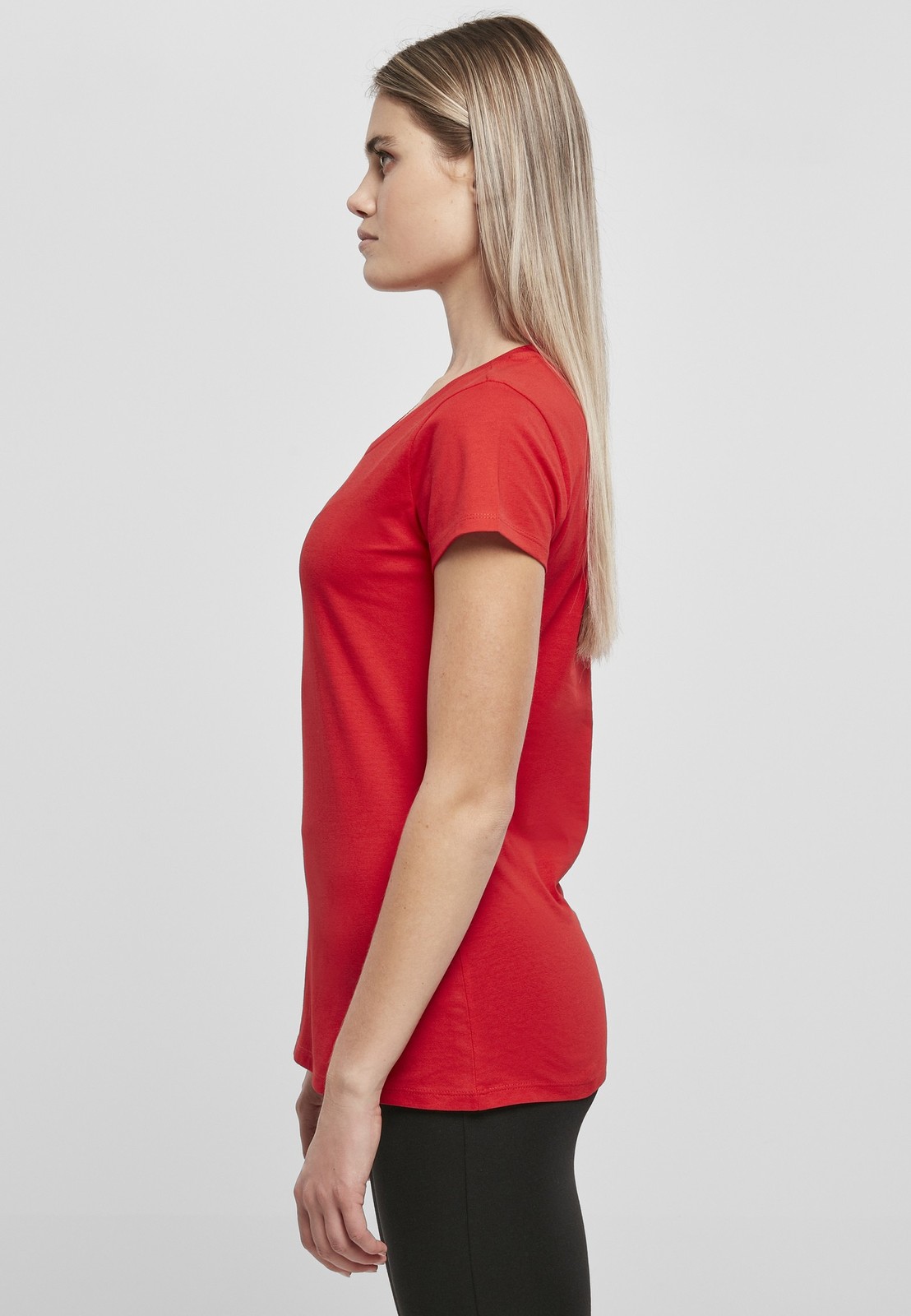 Build Your Brand Basic Women’s basic tee – Round neck, Set-in sleeve