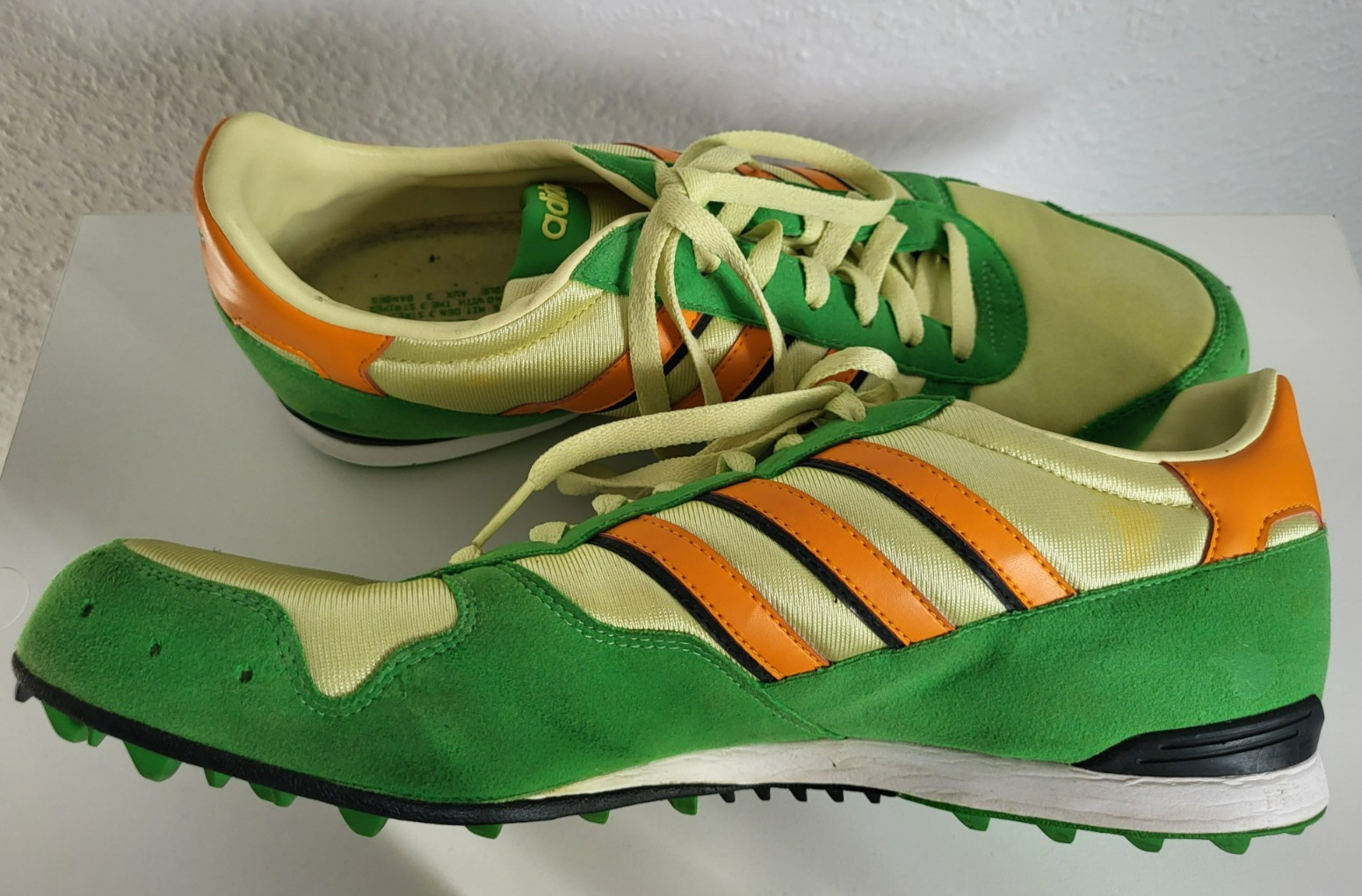 2004 Vintage Adidas Running Shoes Sneakers Men’s Shoe 538890 Size 46 2/3