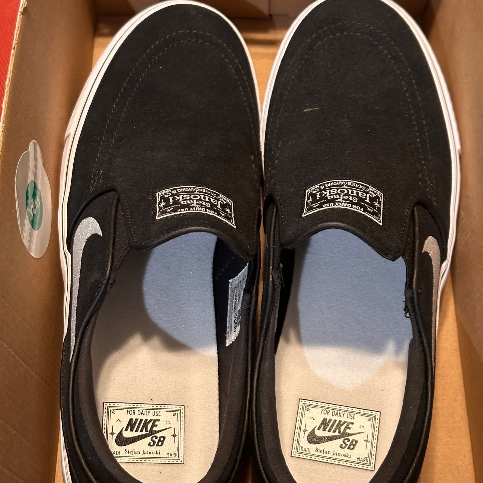 Nike SB Janoski+ Slip Skate Shoes in Black/White
