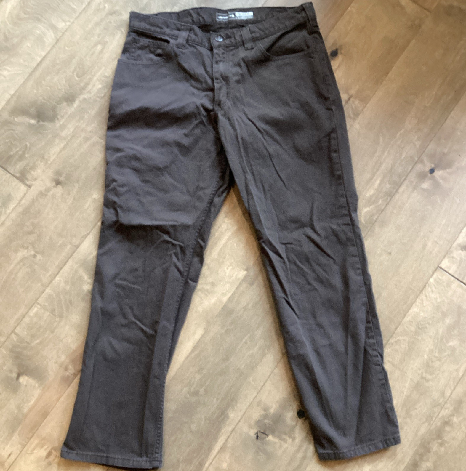 Carhartt Men’s Relaxed Fit Work Pants Brown 34×30 Cotton Canvas Construction