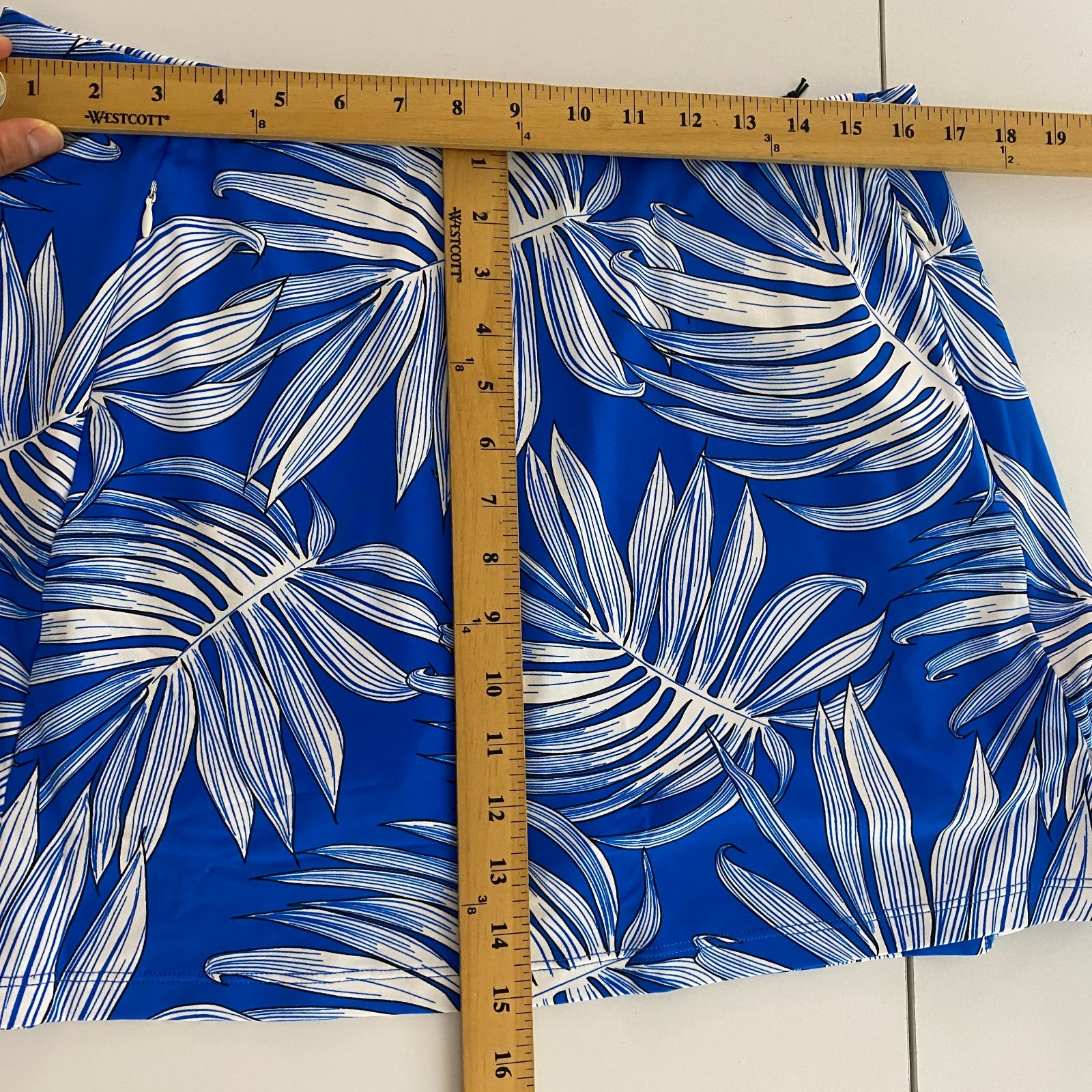 Tail Skort Size Large Blue Tropical Pull On Pockets Golf UPF 50+