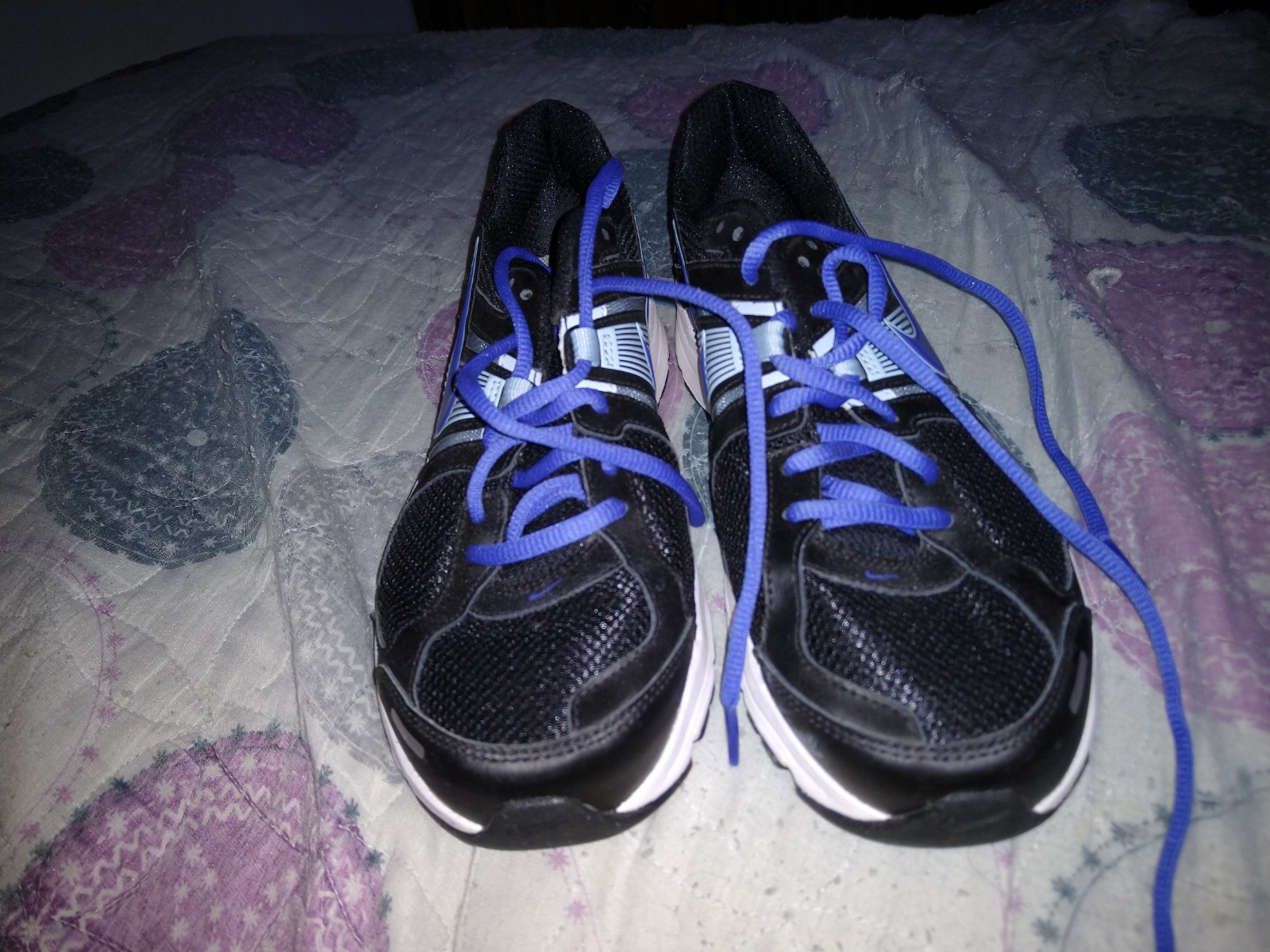 Size 9 – Nike Dart 10 Black Ice Blue W