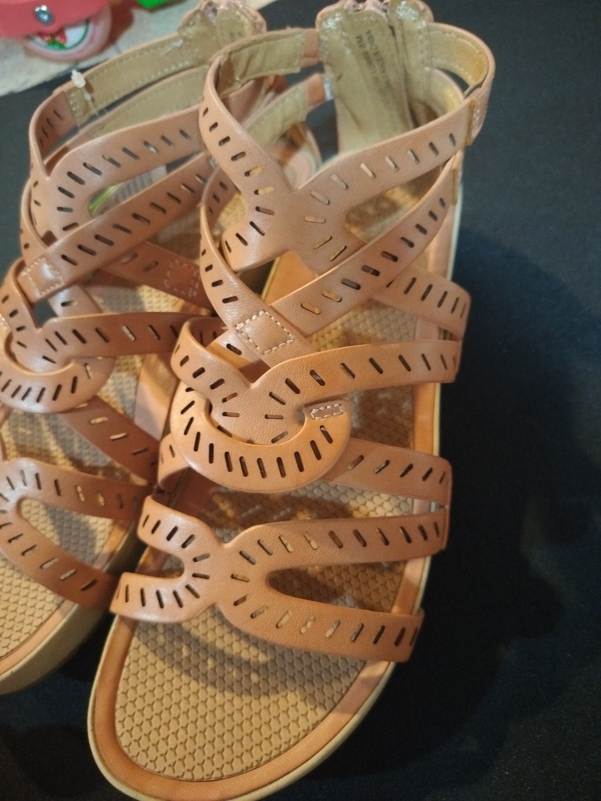Baretraps Womens Lorra Auburn Sandal Size 8M NWT