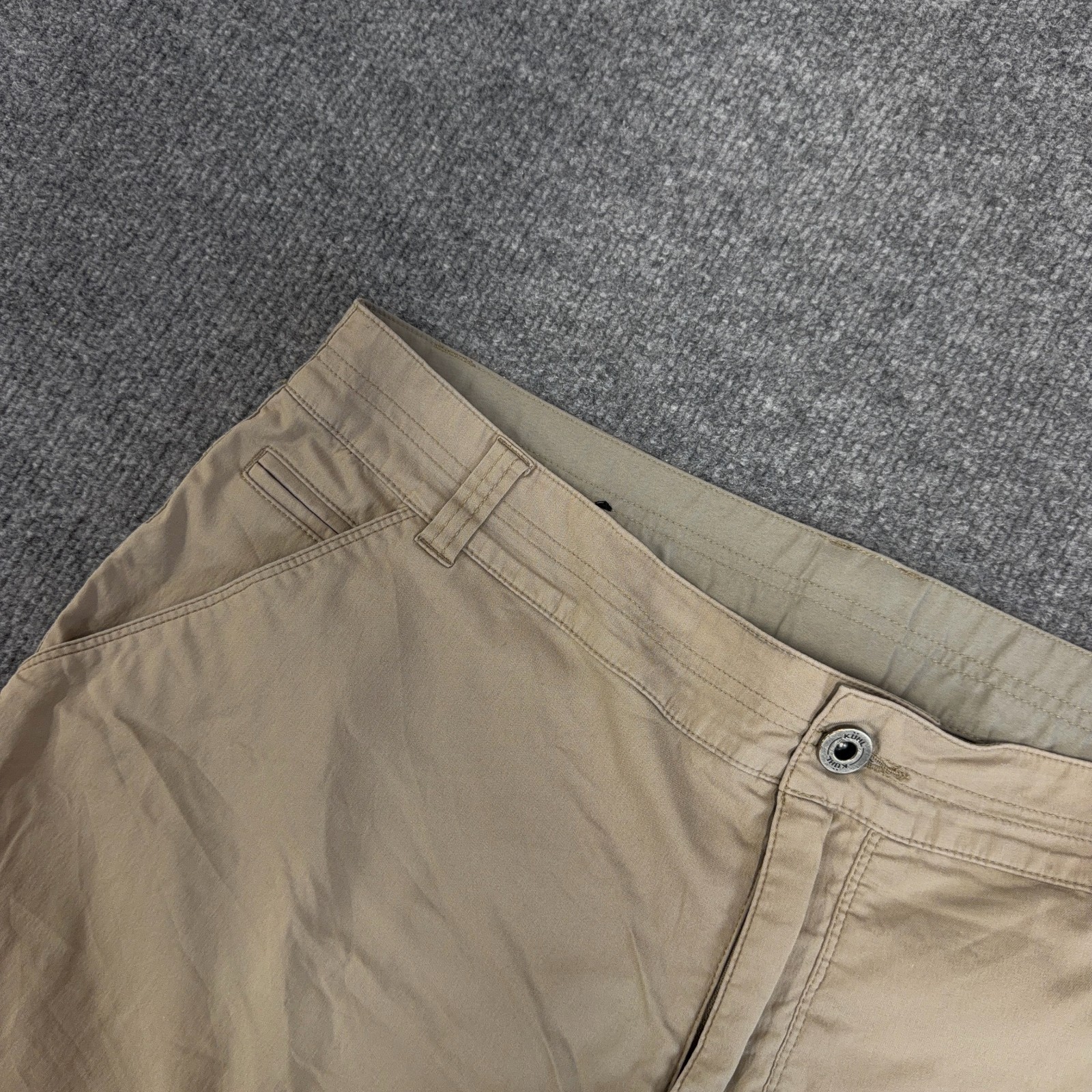 KUHL Shorts Men 36 Khaki Tan Outdoor Cargo Resistor Lite Chino 10″ Inseam