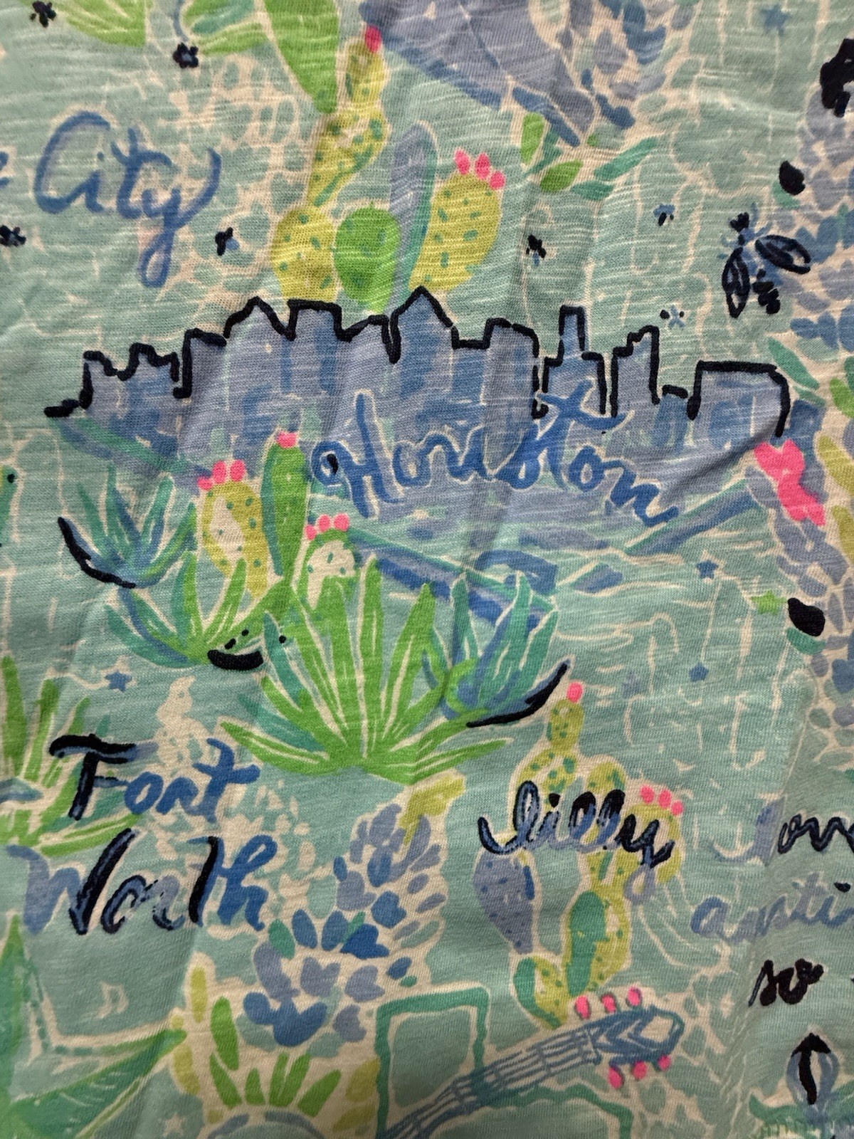 NWOT Lilly Pulitzer Etta V Neck Top L Lilly Loves Texas Destination Print