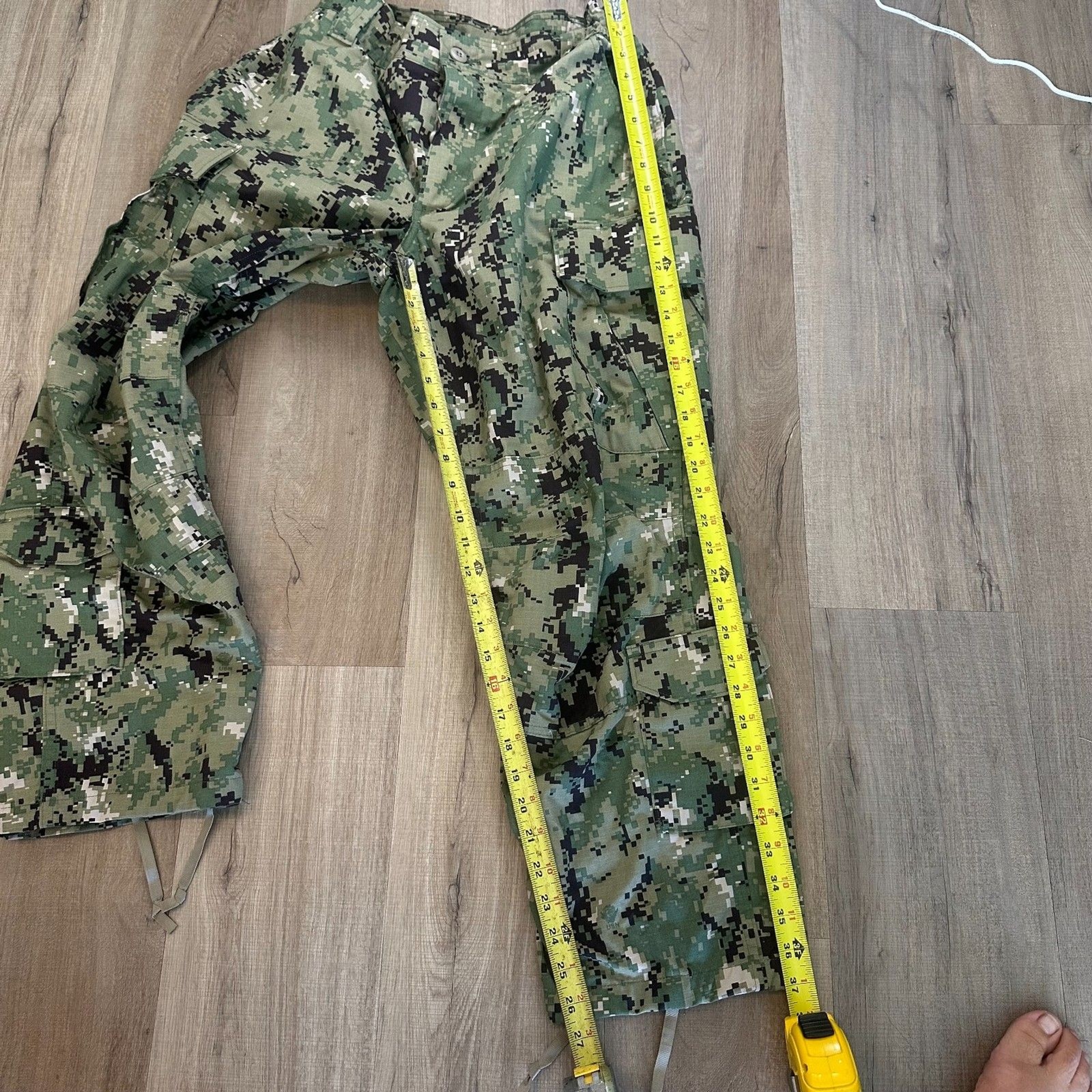 U.S. Navy Pants Medium M x Short Working Uniform Type Seals Military Camo