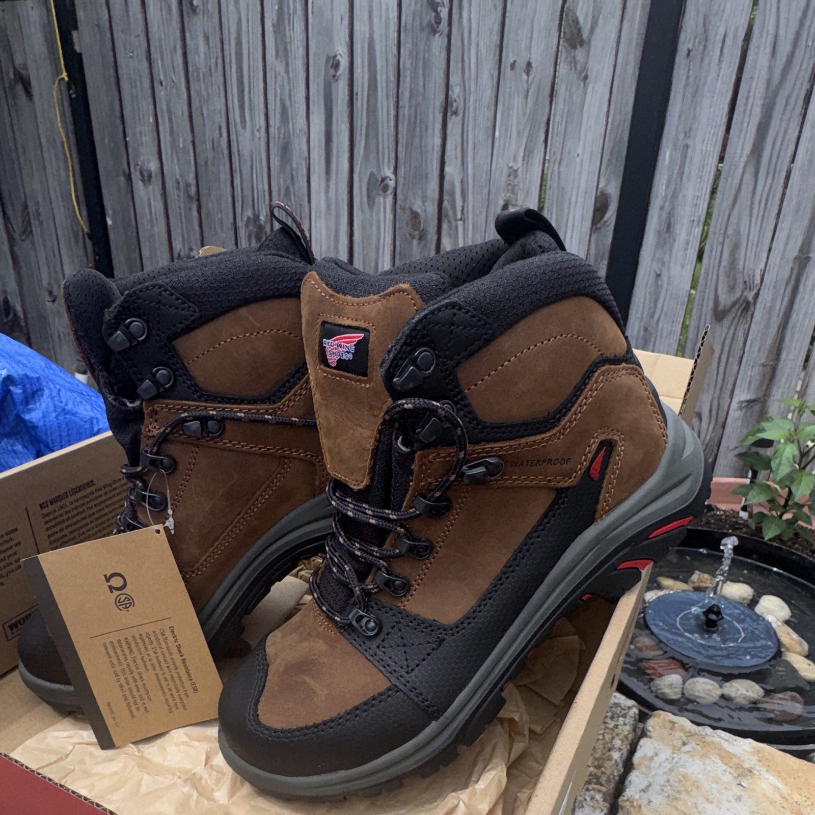 Red Wing Shoes Men’s Waterproof Leather Lace-Up Work Boots Brown/Black 7 D