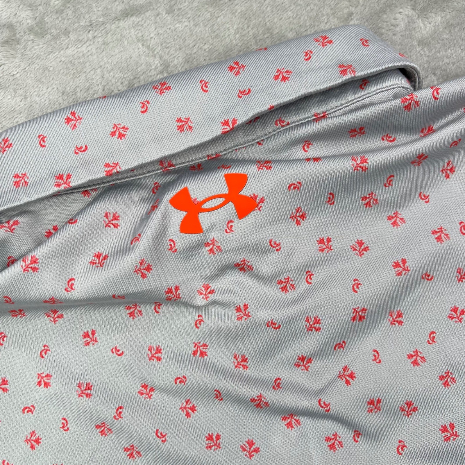 Under Armour Playoff Polo Shirt Mens Large Gray Floral Print Performance Loose
