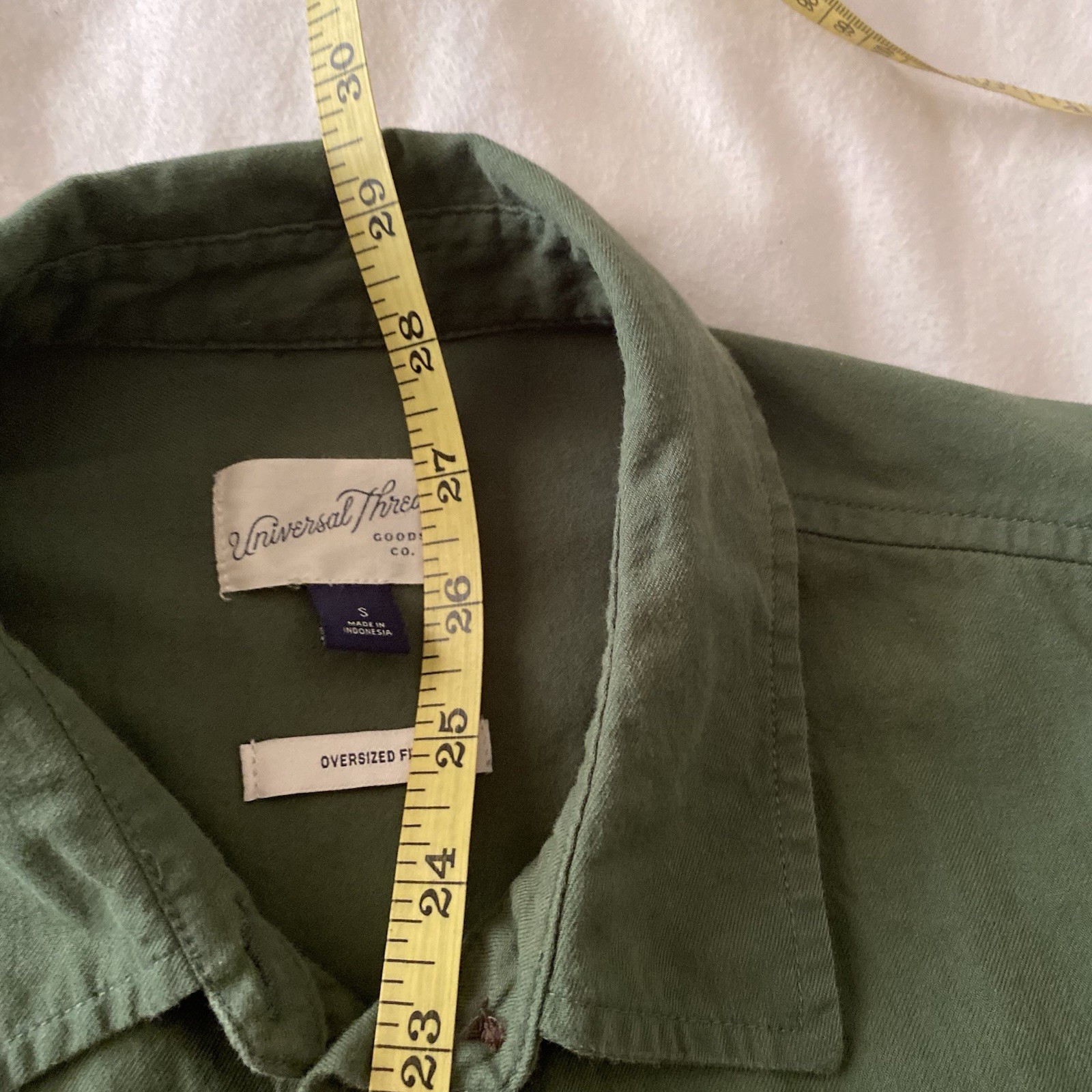 Universal Thread 100% Cotton Button Down Women’s Oversize Fit Olive Green S