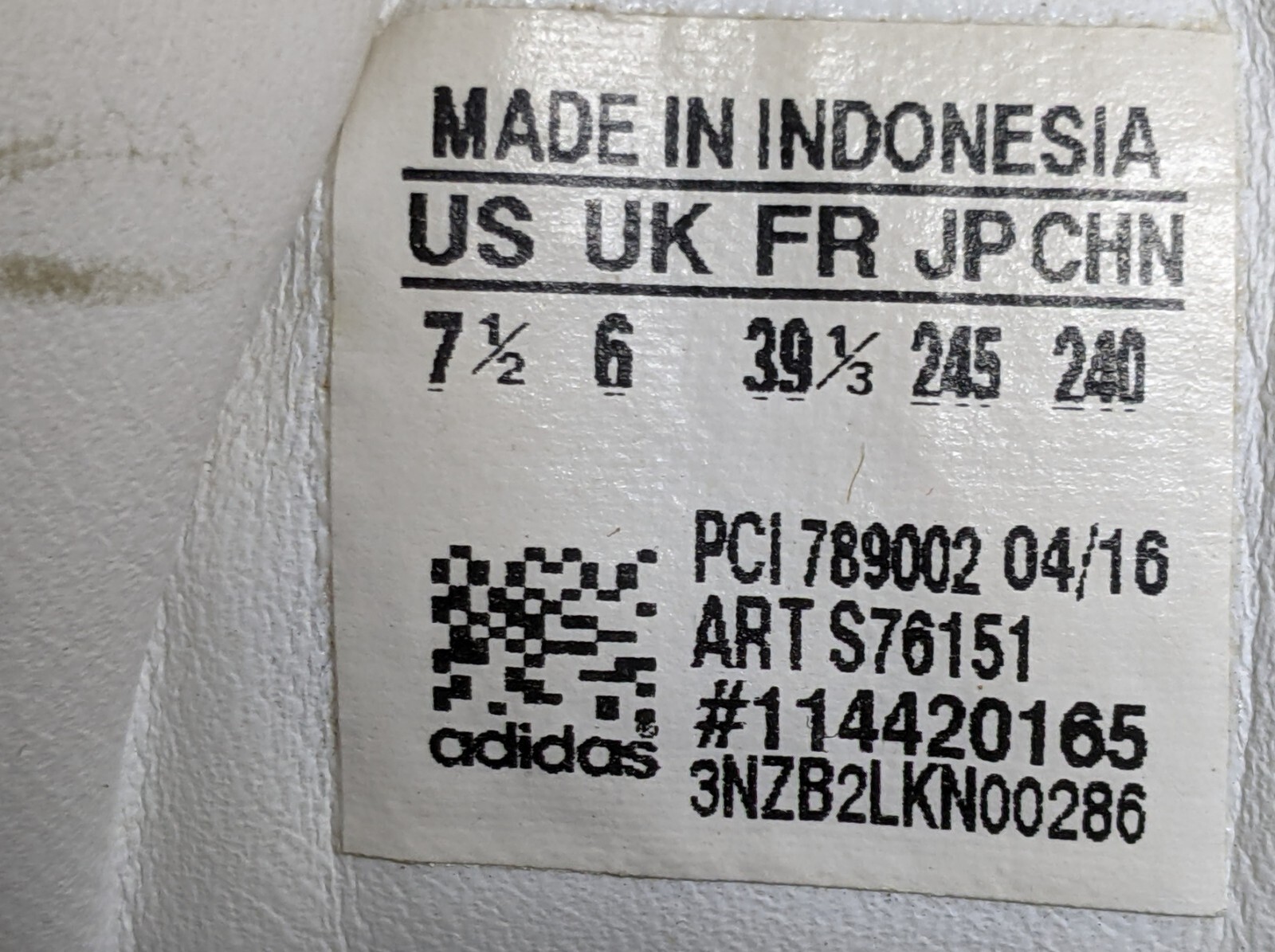 Adidas Womens Originals Superstar Sneakers # S76151 3 Stripe Red Terry Size 7.5
