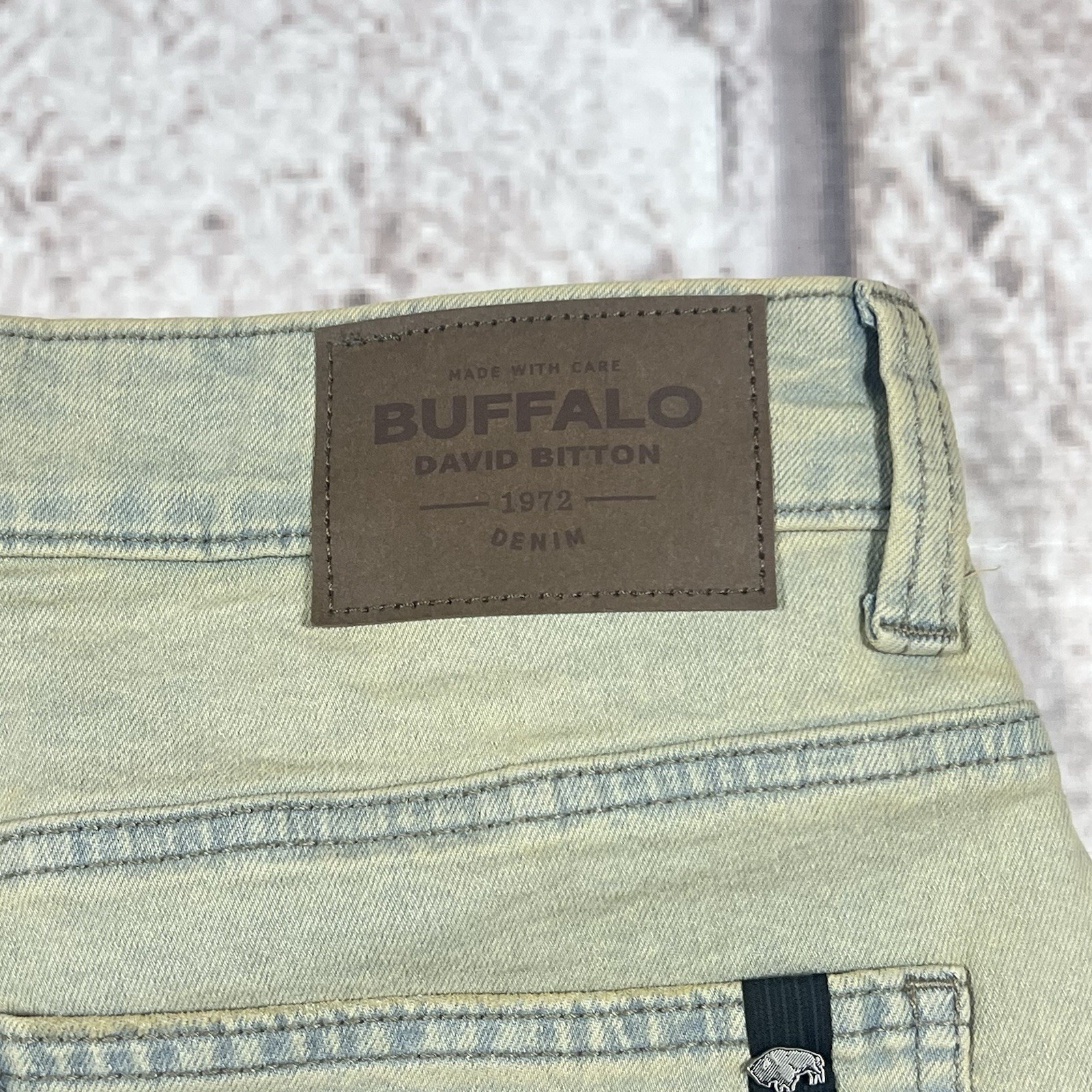 Buffalo David Bitton Driven Jeans Men’s 30×30 Relaxed Straight Dirty Blasted NWT