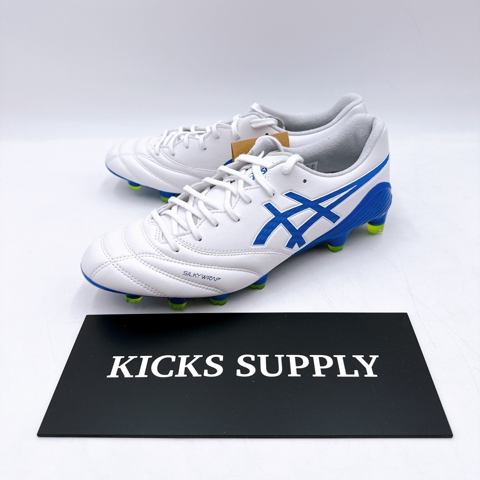 ASICS DS LIGHT X-FLY 6 1101A076 102 Soccer Cleats US 5.5-10 White Asics Blue