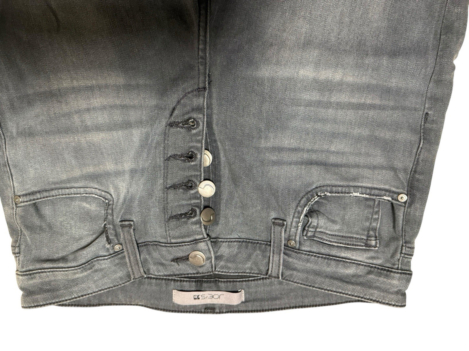 Joe’s Jeans Gray Denim Straight Jeans Button Fly 5-Pocket Coin Pocket Logo