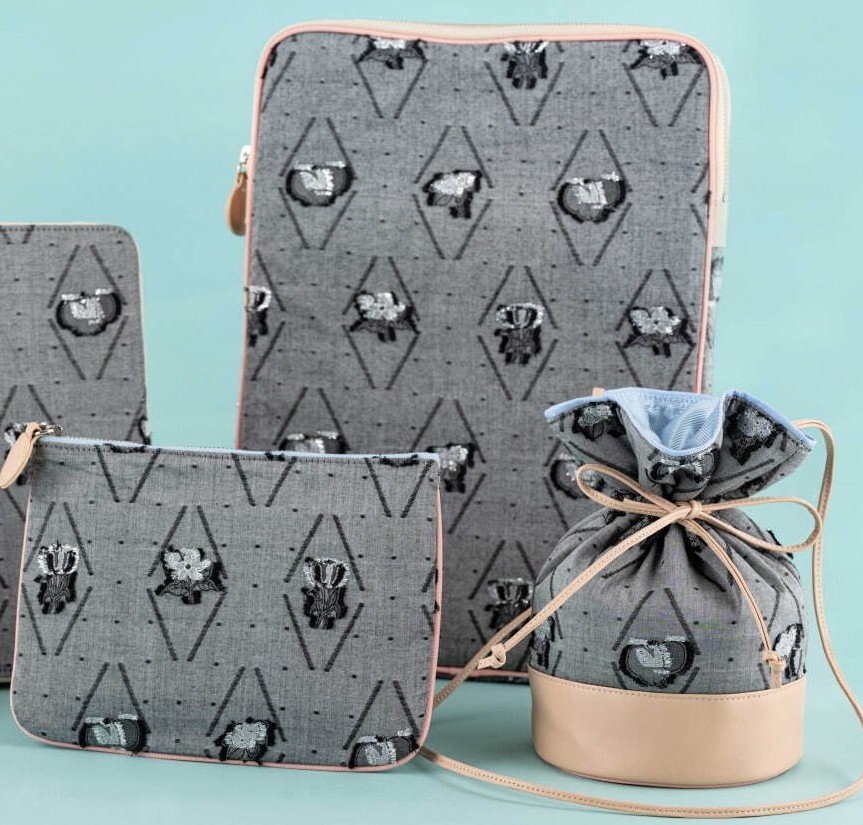 Hobonichi PYT Tokyo in bloom / rabbits PC Case / Mini Backet Bag BYT JAPAN NEW