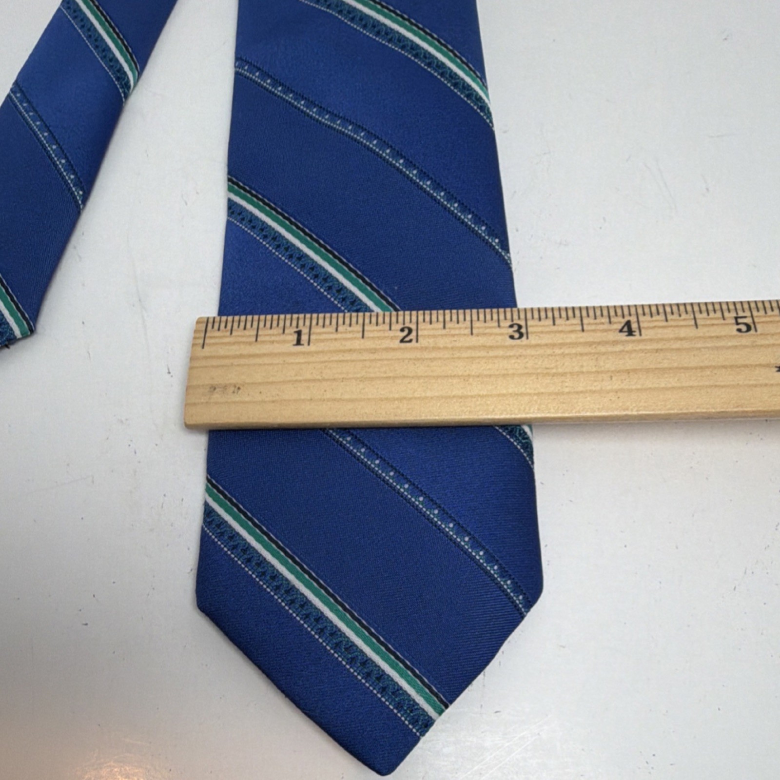 Envoy Men’s Blue Green White Striped Polyester Tie Classic Size 57-60″ x 3”046
