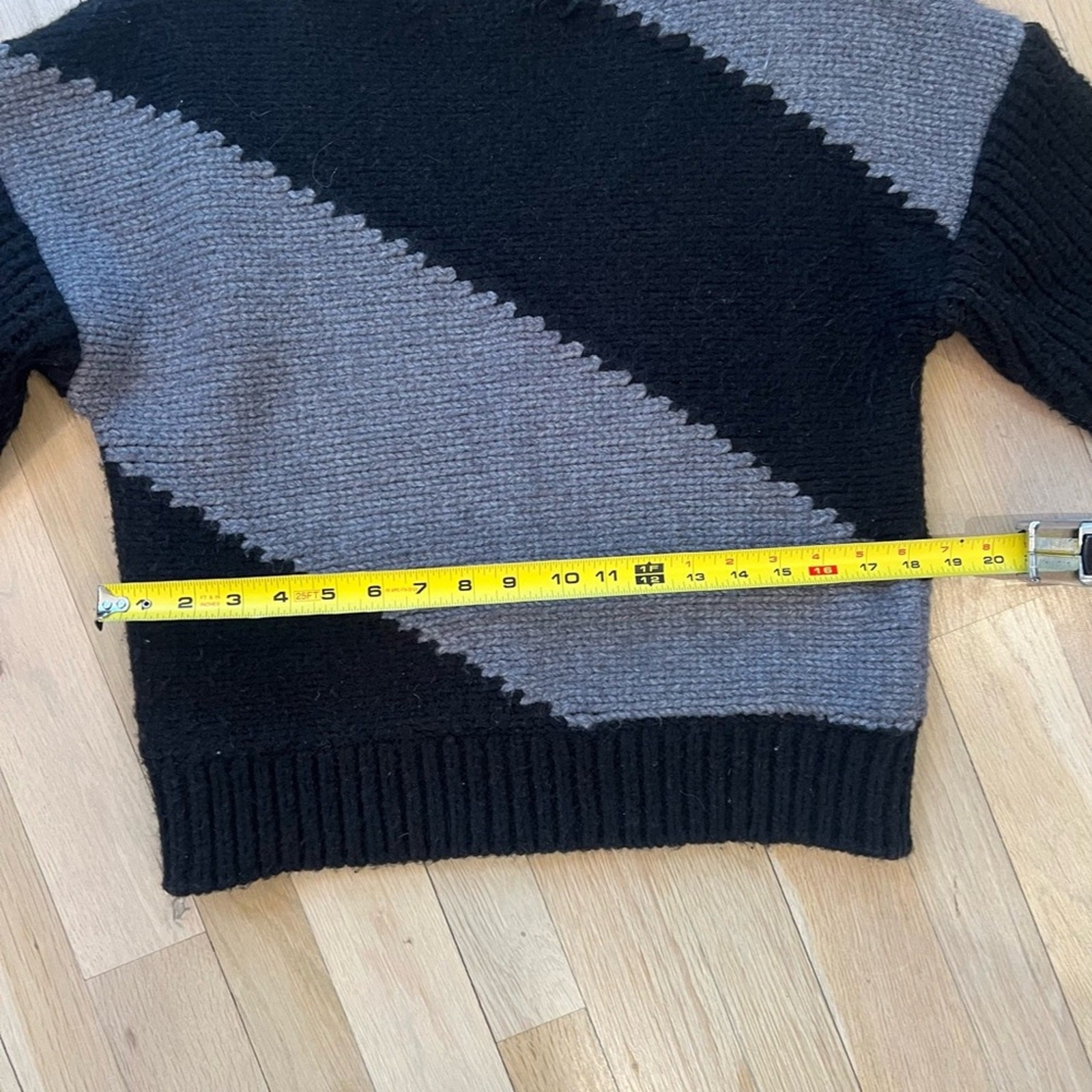 Elan Chunky Knit Sweater (Sz S)