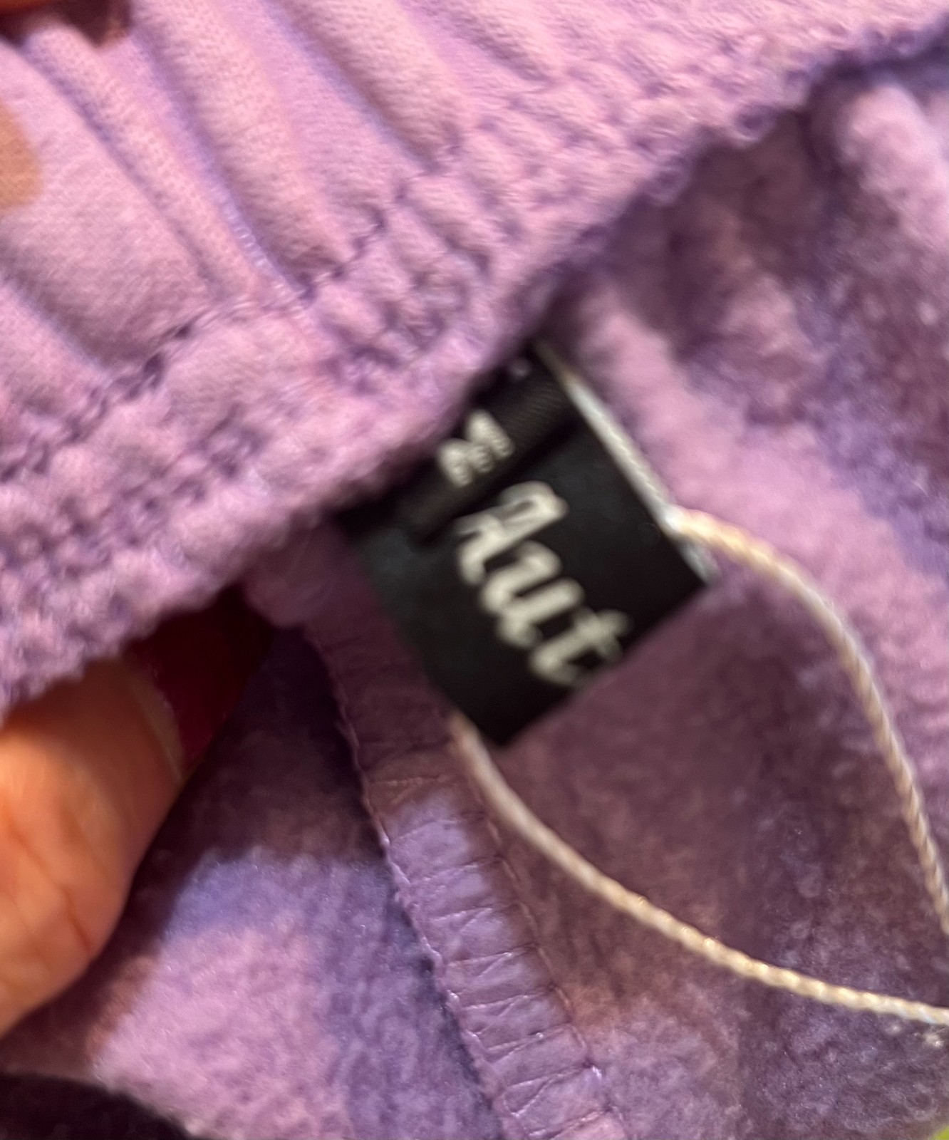 women’s sweatpants medium, lavendar. 47% cotton, 53% polyester