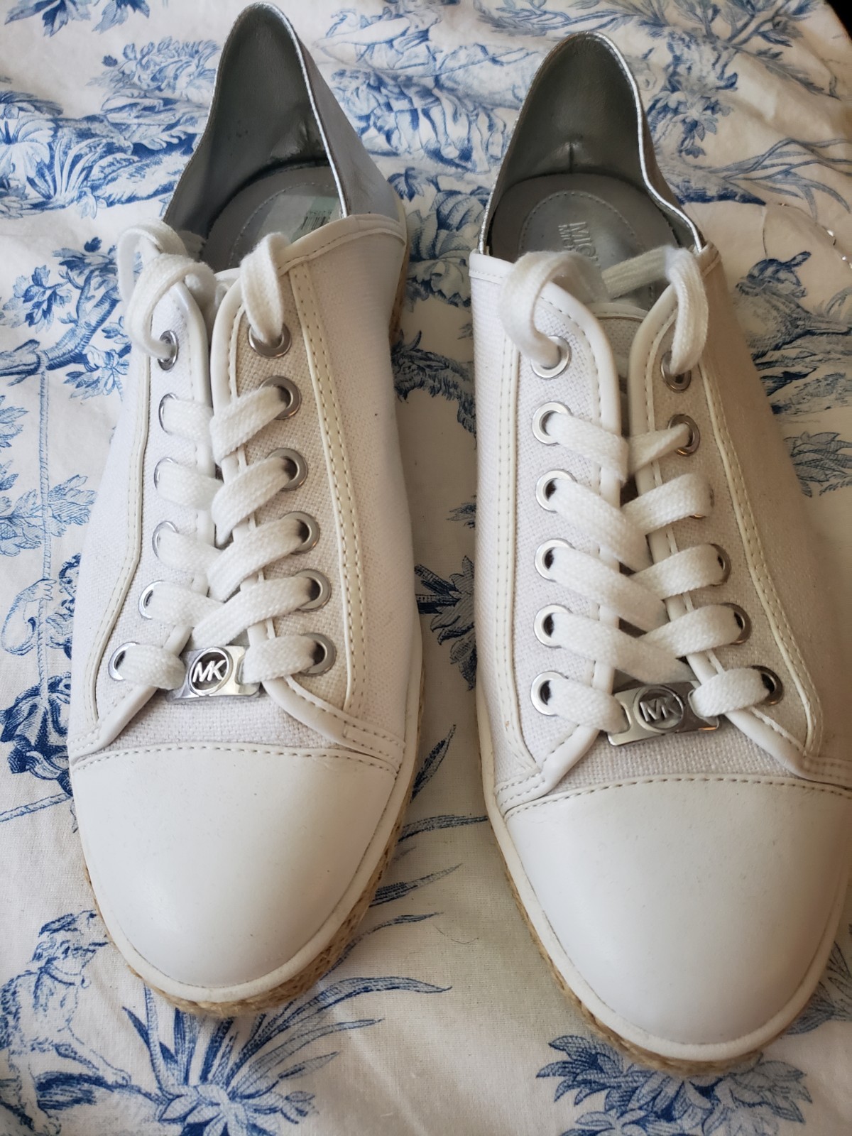 Michael Kors Women’s white/ silver canvas posh sneakers 8.5 M EUC
