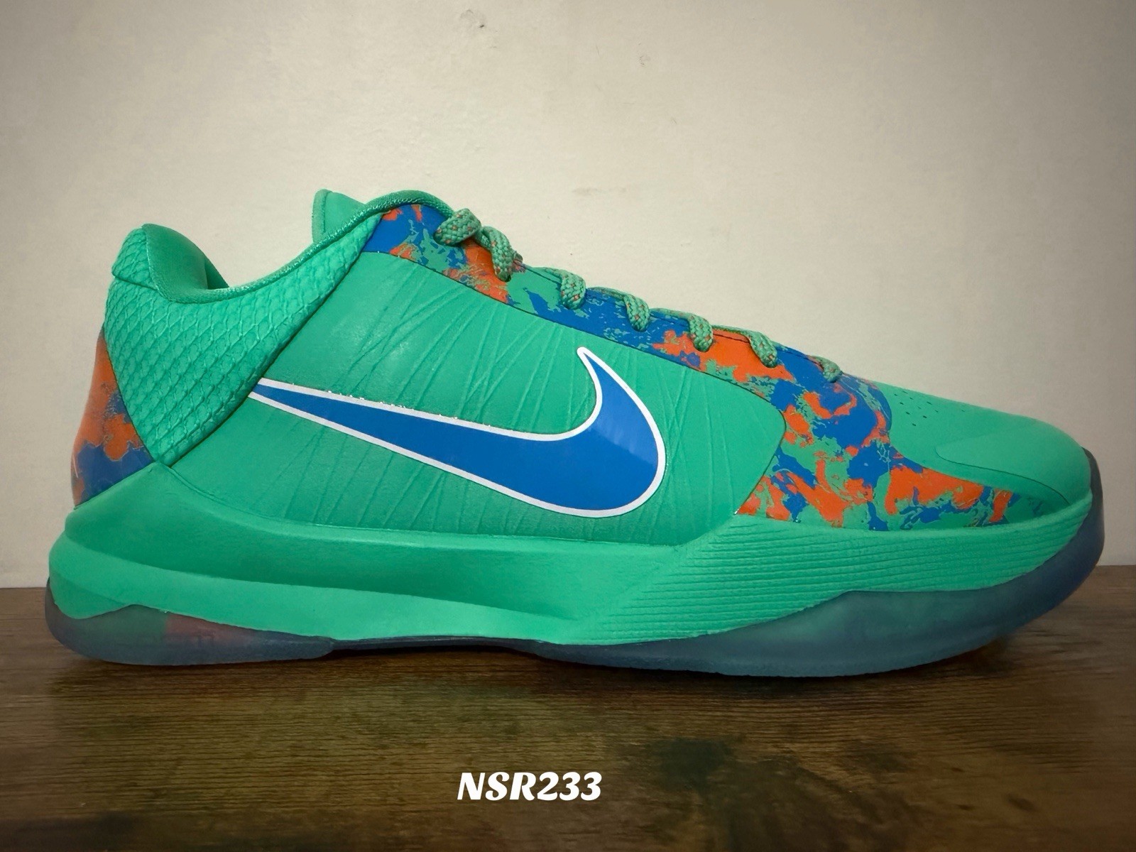 NIKE KOBE 5 PROTRO NY VS NY JALEN BRUNSON FINALS KNICKS IX1200-300 SIZE 15 NEW