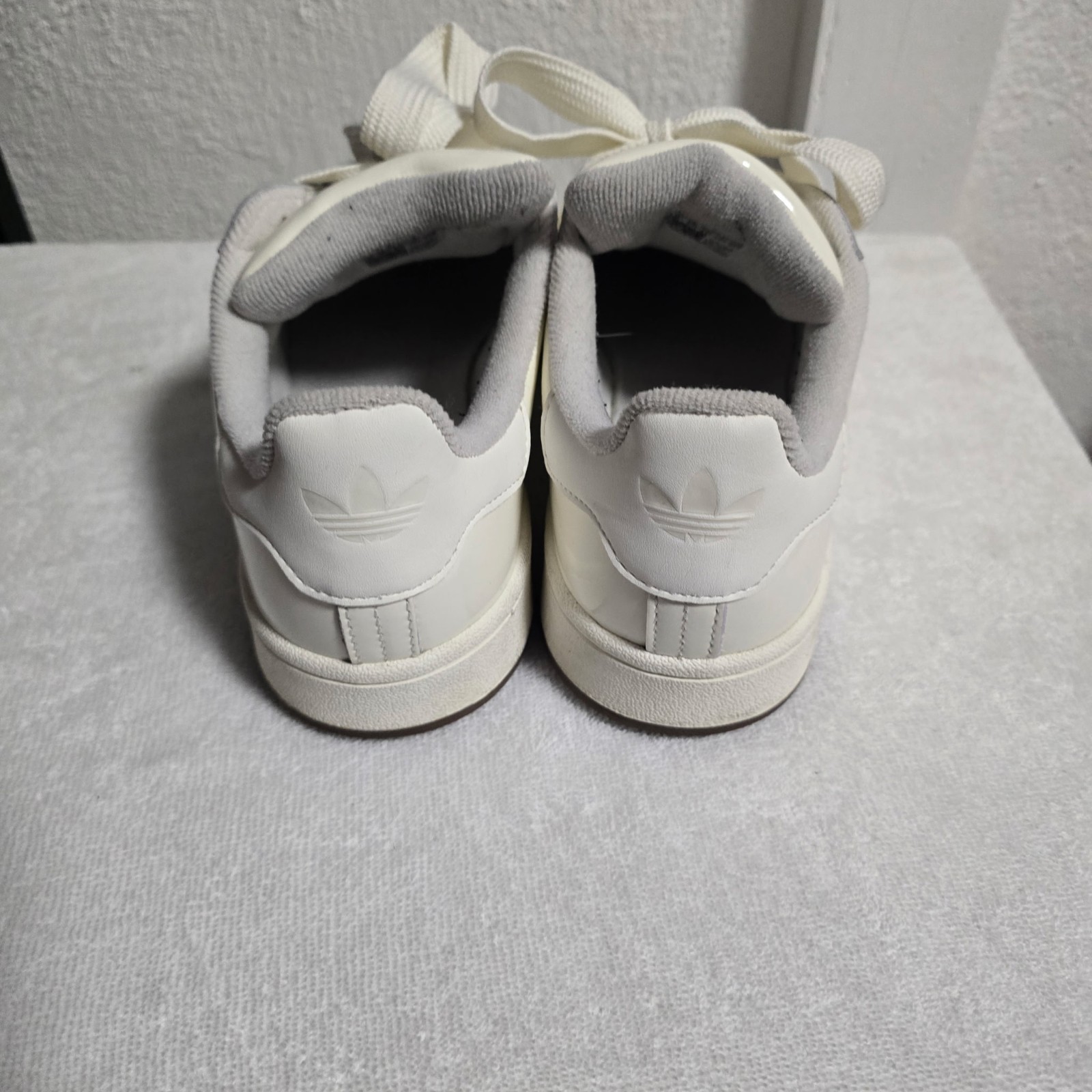 Adidas Campus 00s White/White Gold Womens size 9 IH4363