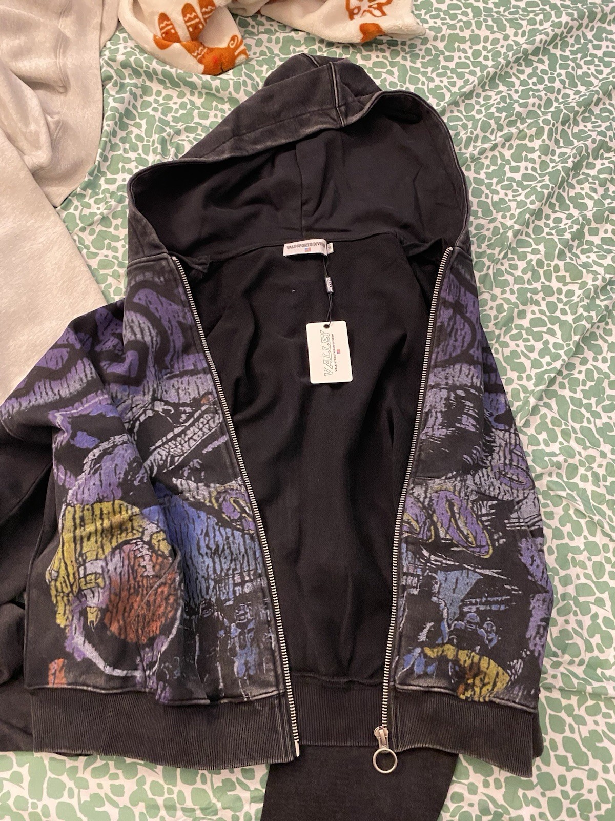 Valley Men’s M Full Zip Graphic Print Hoodie w/ Pockets Black Purple