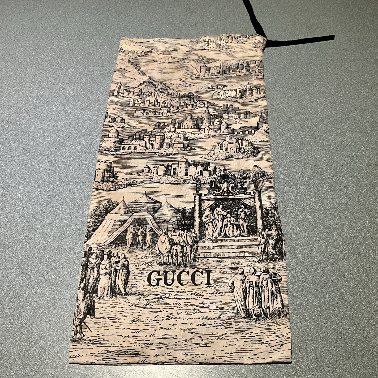 Gucci 8.75×18” Lim. Edition Castle Print Drawstring Travel Shoe Dust Bag FREE SH
