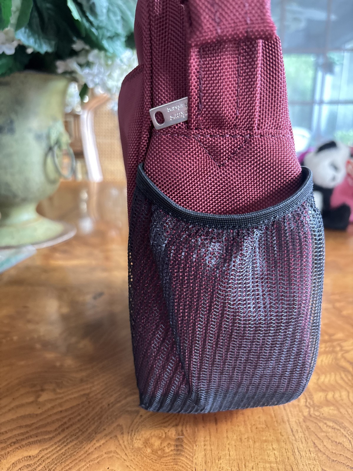 DayMakers Anti-Theft Crossbody Bag in Wine with RFID Security – NEW with tags