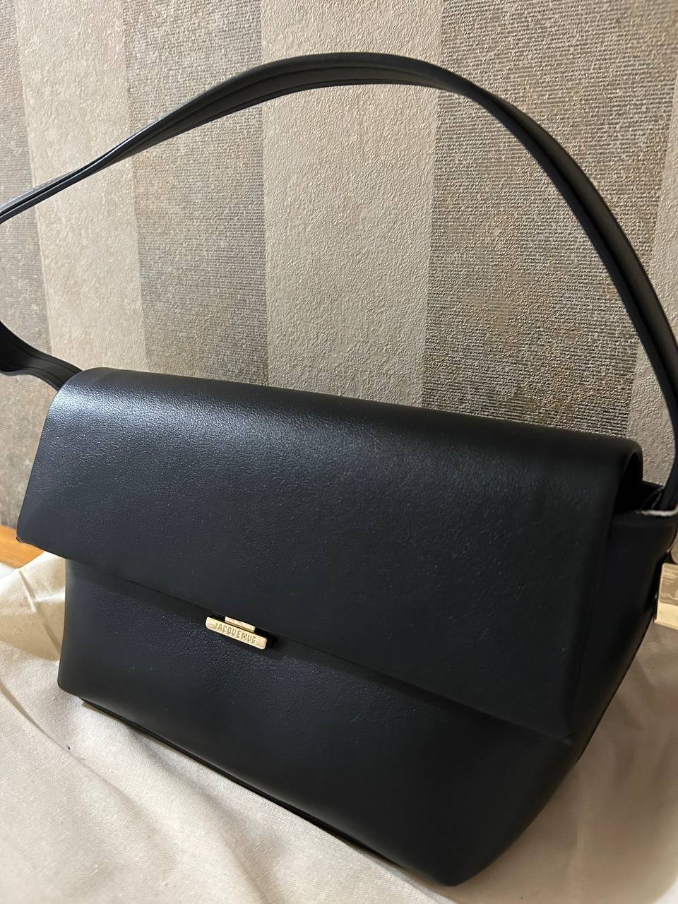 Jacquemus Le Rond Carre Black Leather Shoulder bag