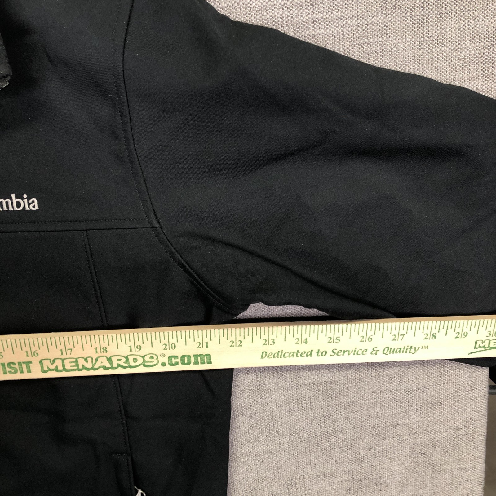 Columbia Jacket Mens M Black Omni-Shield Bowen Lake II Softshell Full Zip Hiking