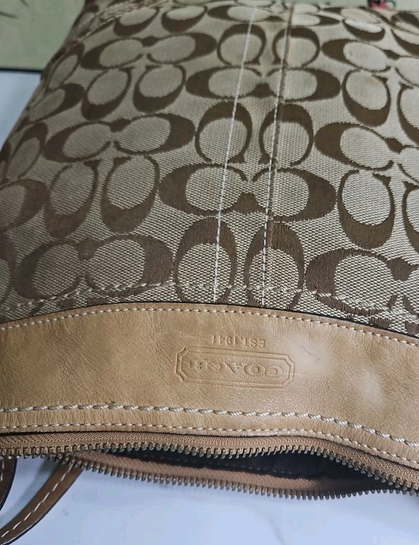 Coach #10403 Signature Canvas CC Monogram Hobo Shoulderbag 10.5x10x2