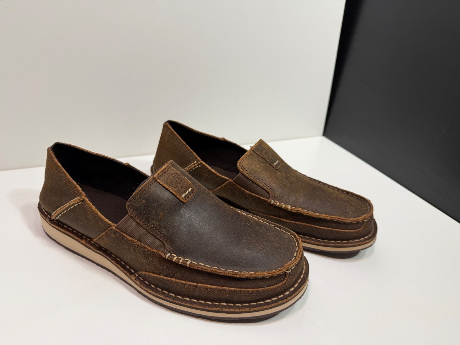 ARIAT MENS CRUISER SLIP ON LEATHER SHOES ROUGH OAK US 11 EE UK 10 W EUR 44.5 W