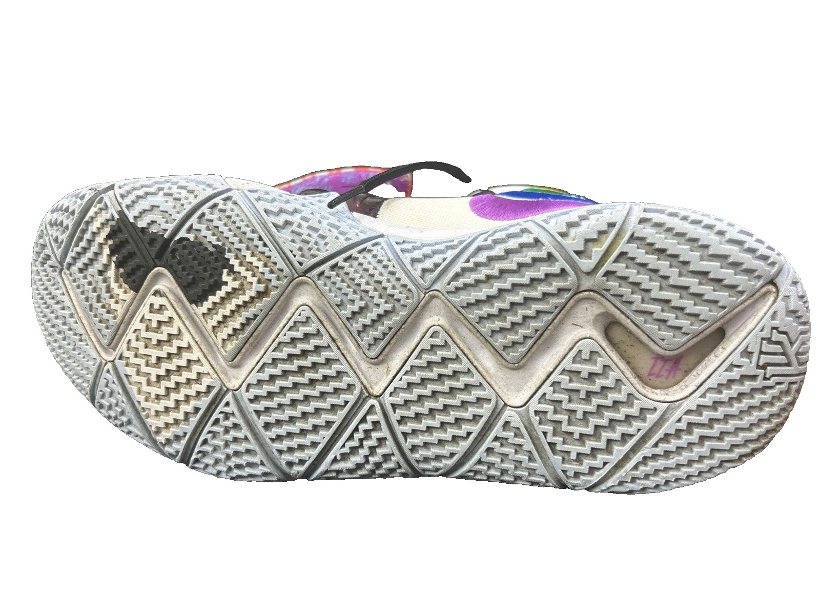 Size 12 – Nike Kybrid S2 Pineapple