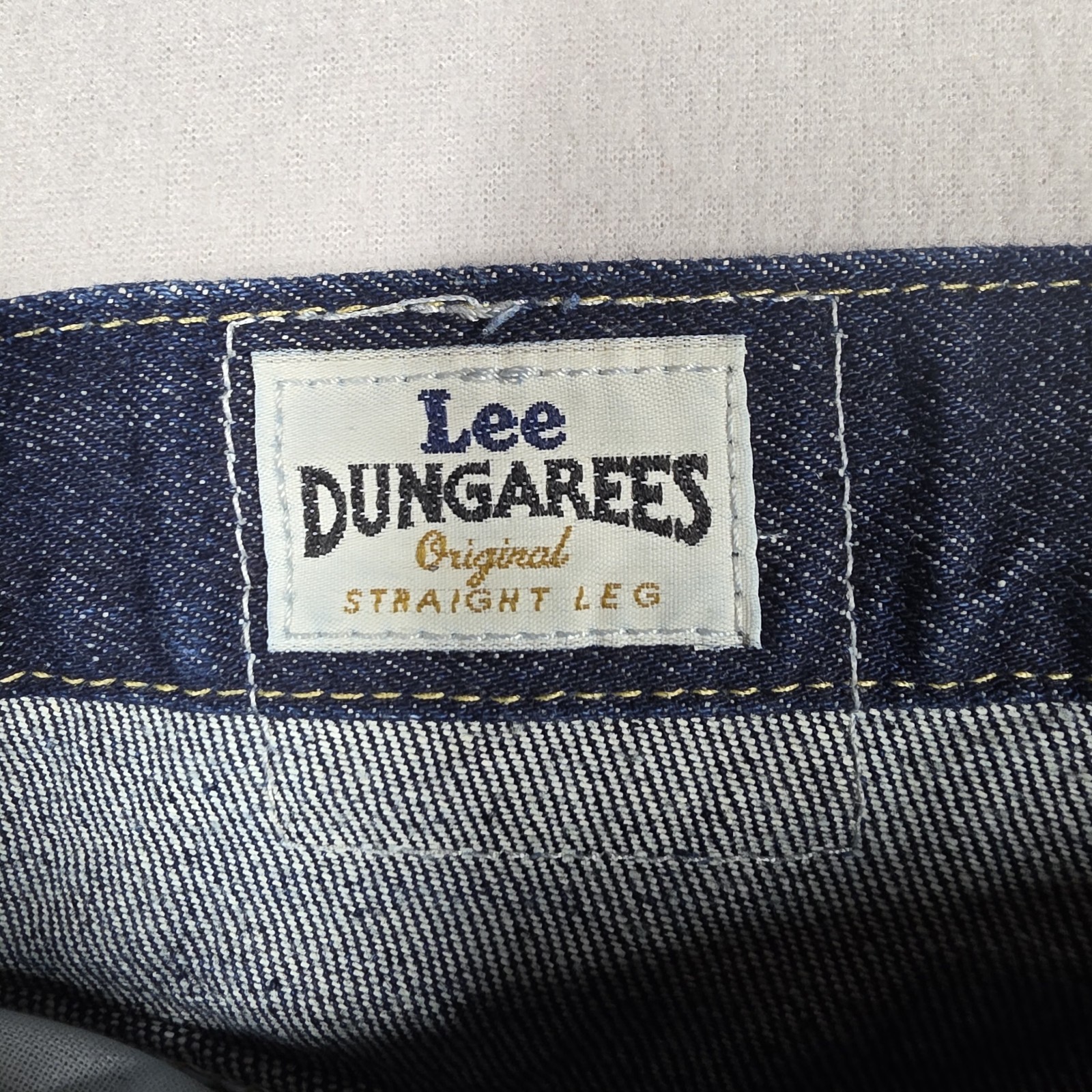 Vintage Lee Dungarees Jeans Men’s 27×32 Dark Wash Straight Made in USA Bust Em