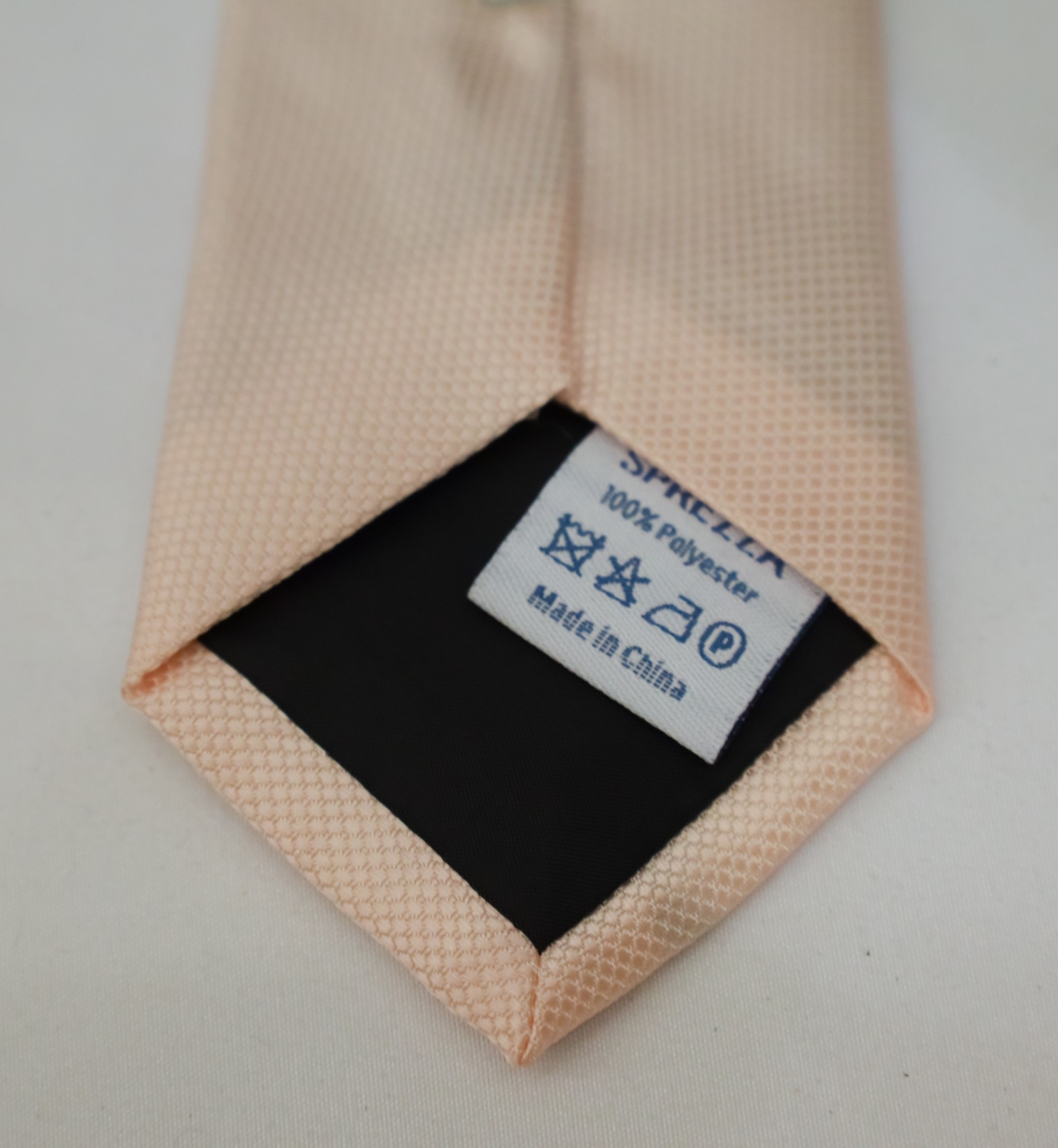 Sprezza Men’s Faux Silk Solid Neck Tie TH8 Baby Pink Size 2.75″X57″