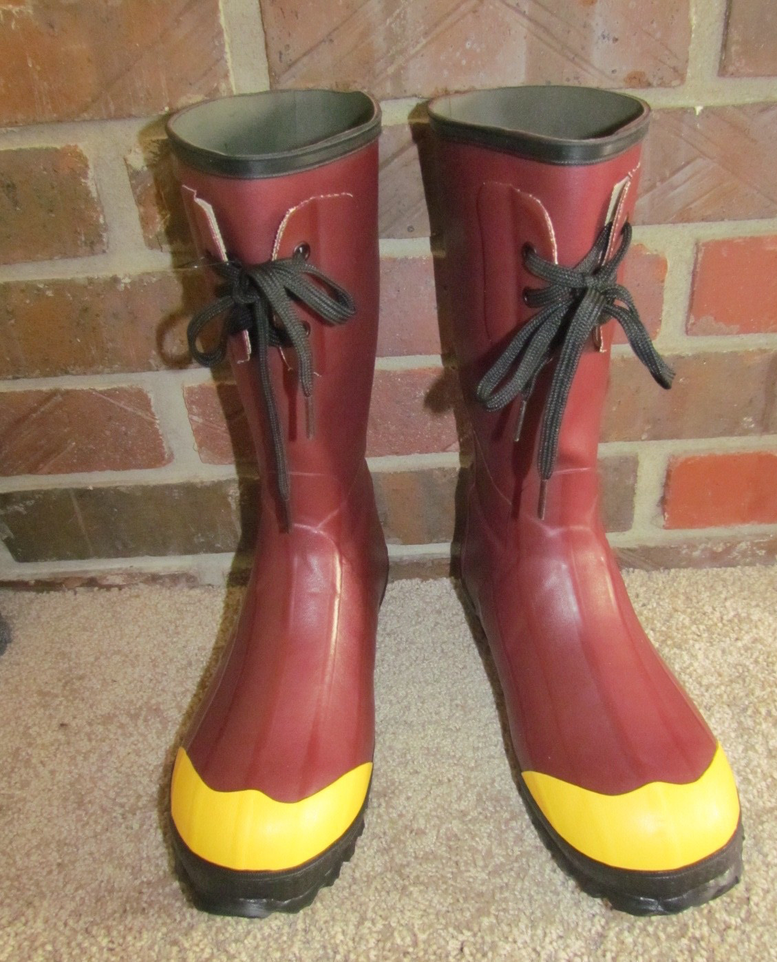 LACROSSE Rubber Waterproof Insulated Steel Toe Boot Men Sz 8 Work Hunting NEW